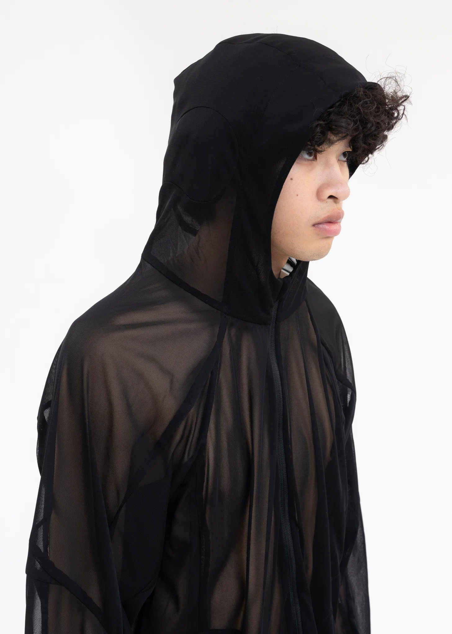 5.0+ HOODIE CENTER (BLACK) - Image 5