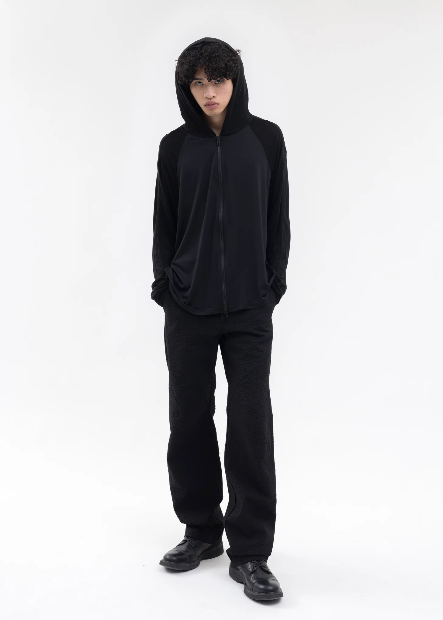 5.0+ HOODIE RIGHT (BLACK) - Image 5