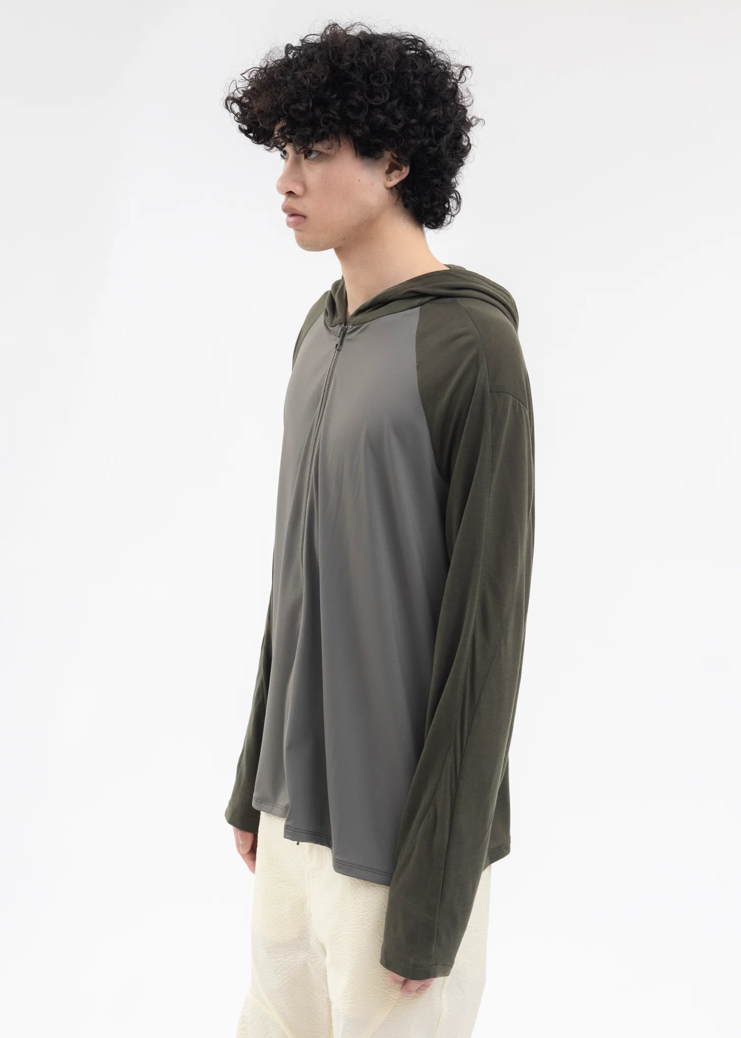 5.0+ HOODIE RIGHT (OLIVE GREEN) - Image 3
