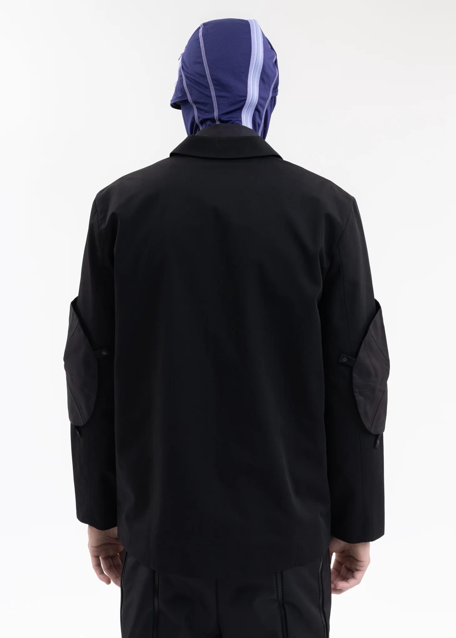 5.0 JACKET CENTER (BLACK) - Image 6