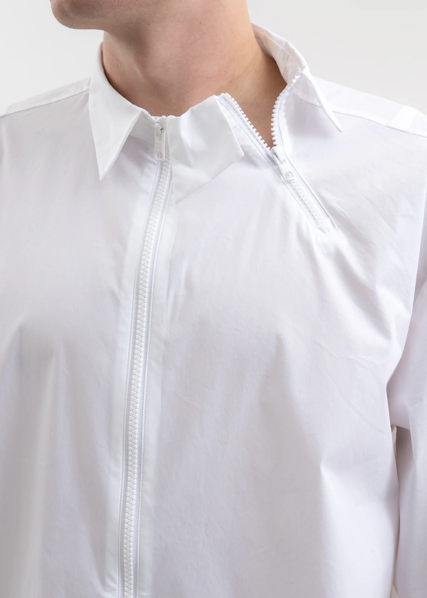 5.0 SHIRT CENTER (WHITE) - Image 3