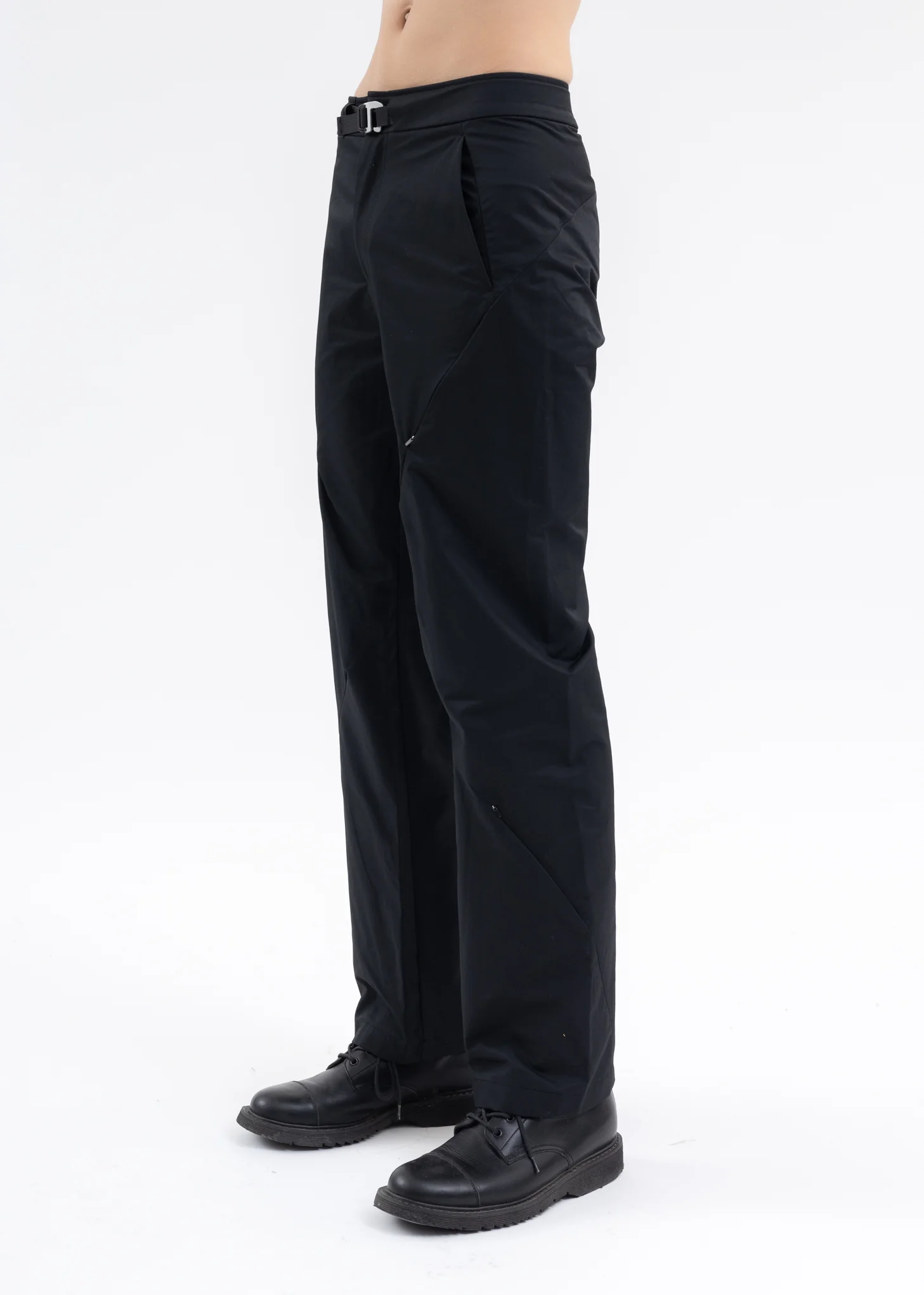 5.0 TECHNICAL PANTS RIGHT (BLACK) - Image 3