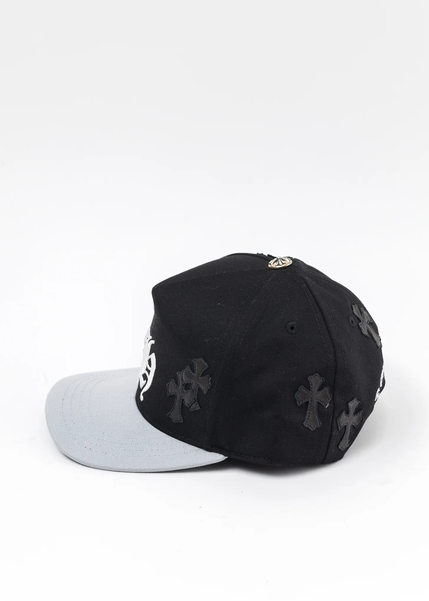 5 Panel Black/Grey With Black Patches Cap - Image 3