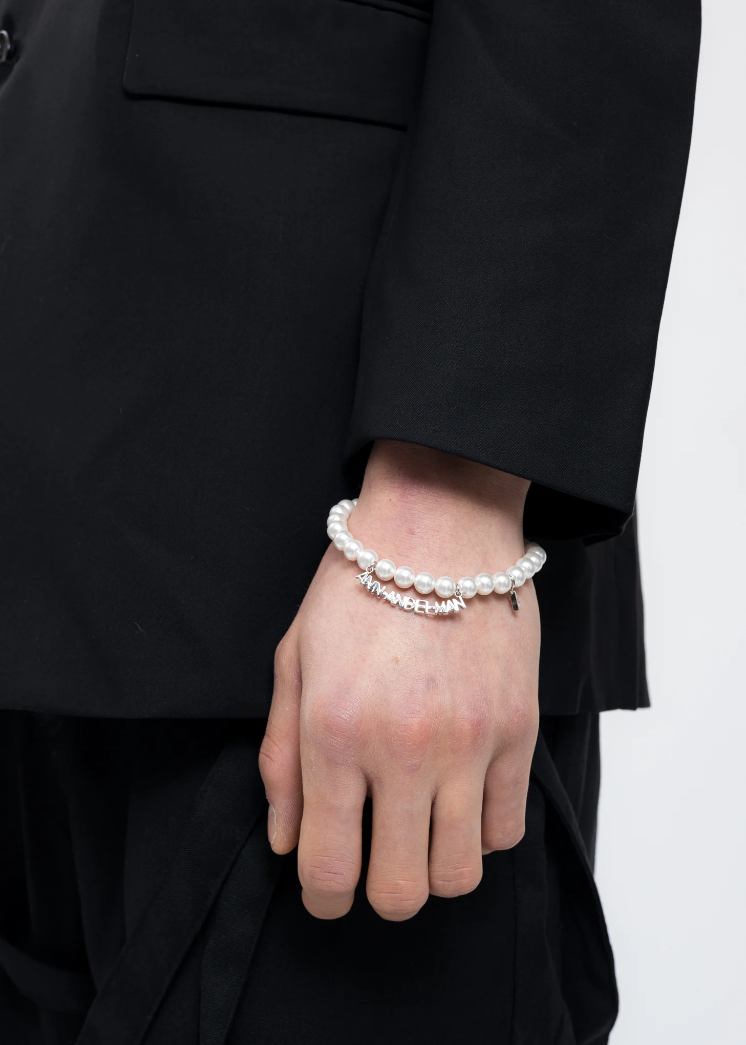 White Pearl And Silver Logo Bracelet - Image 5