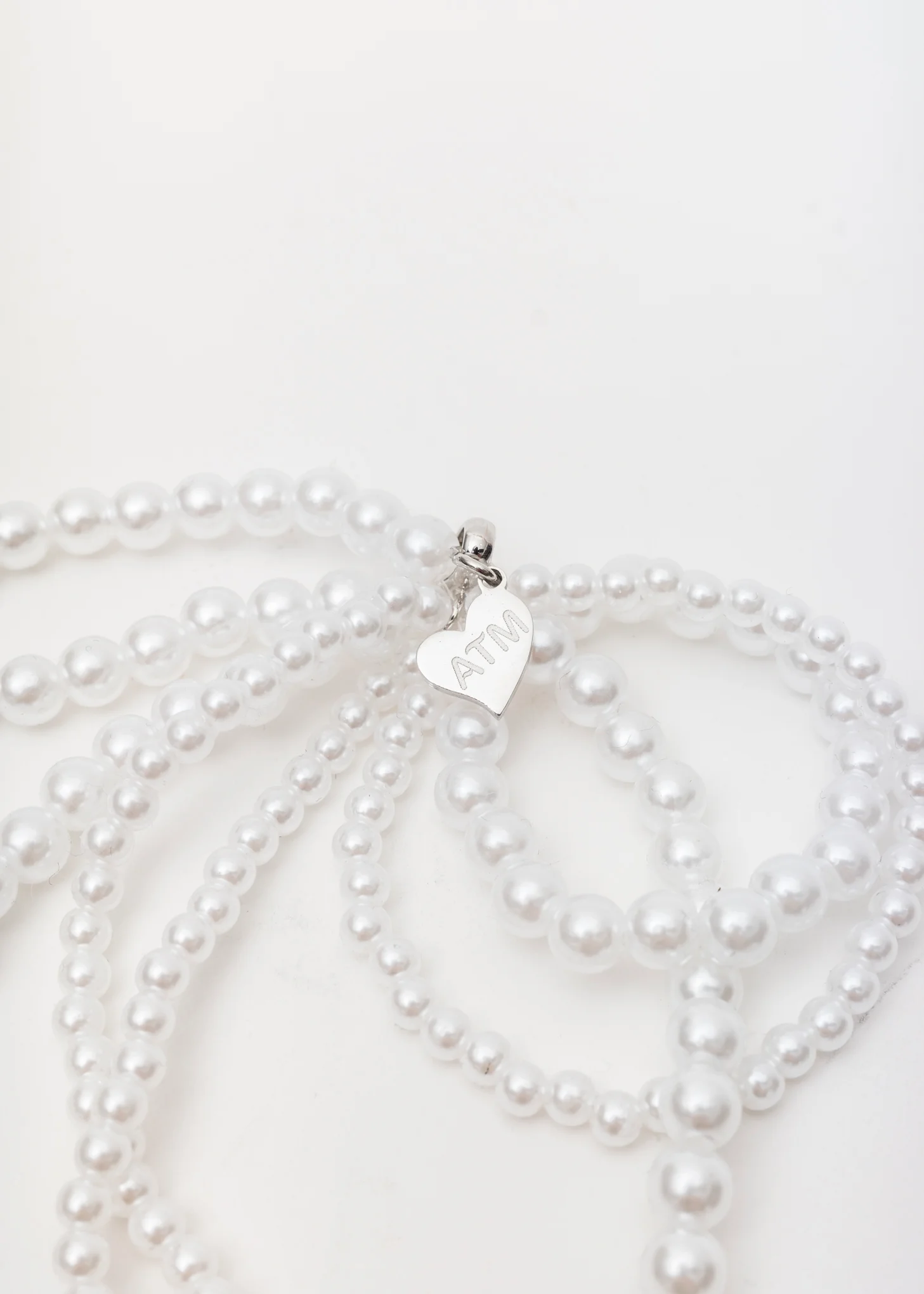 ATM Pearl Bow (Pair) - Image 3