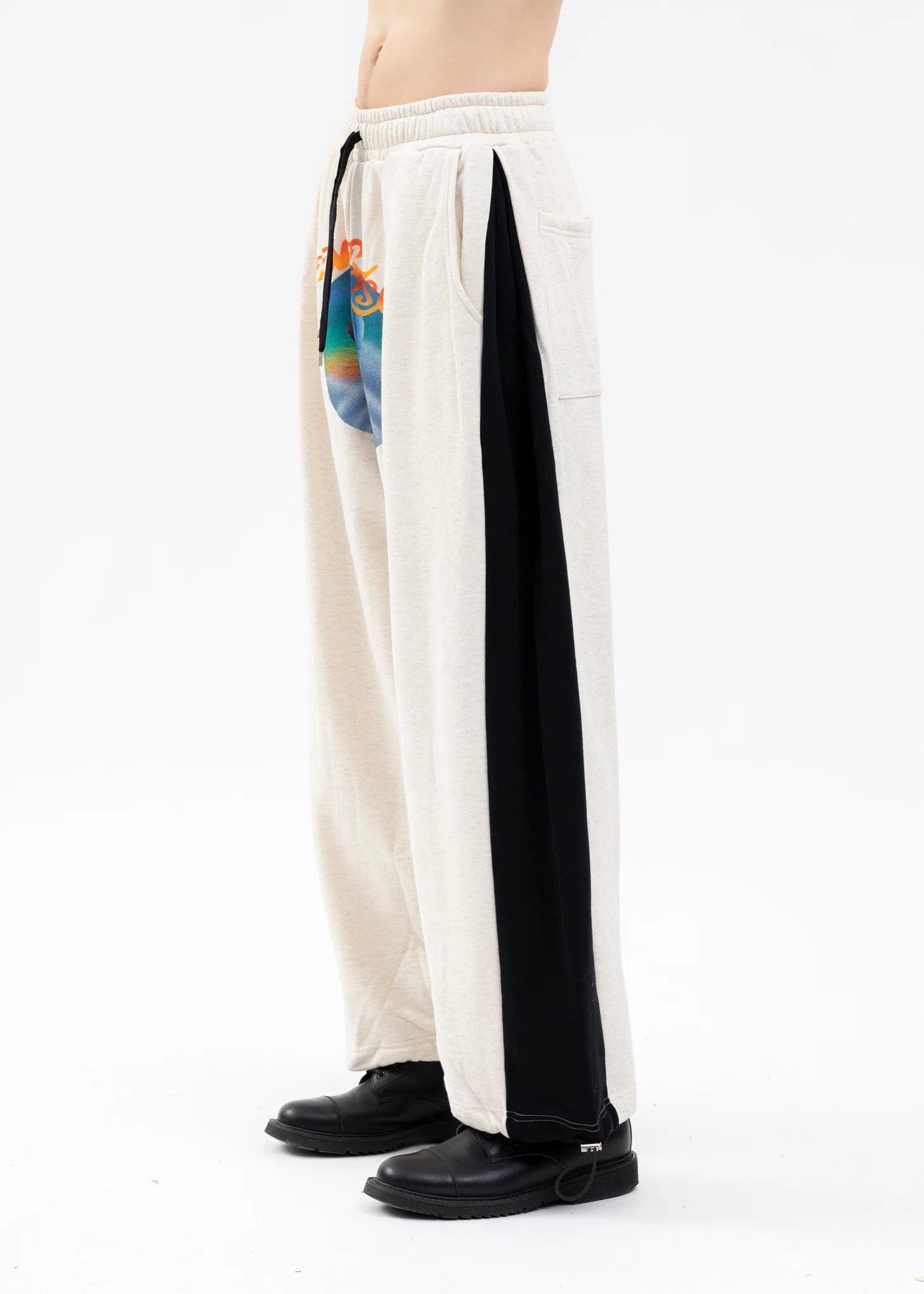 BEIGE AND BLACK ROSE SWEAT WIDE PANTS - Image 2