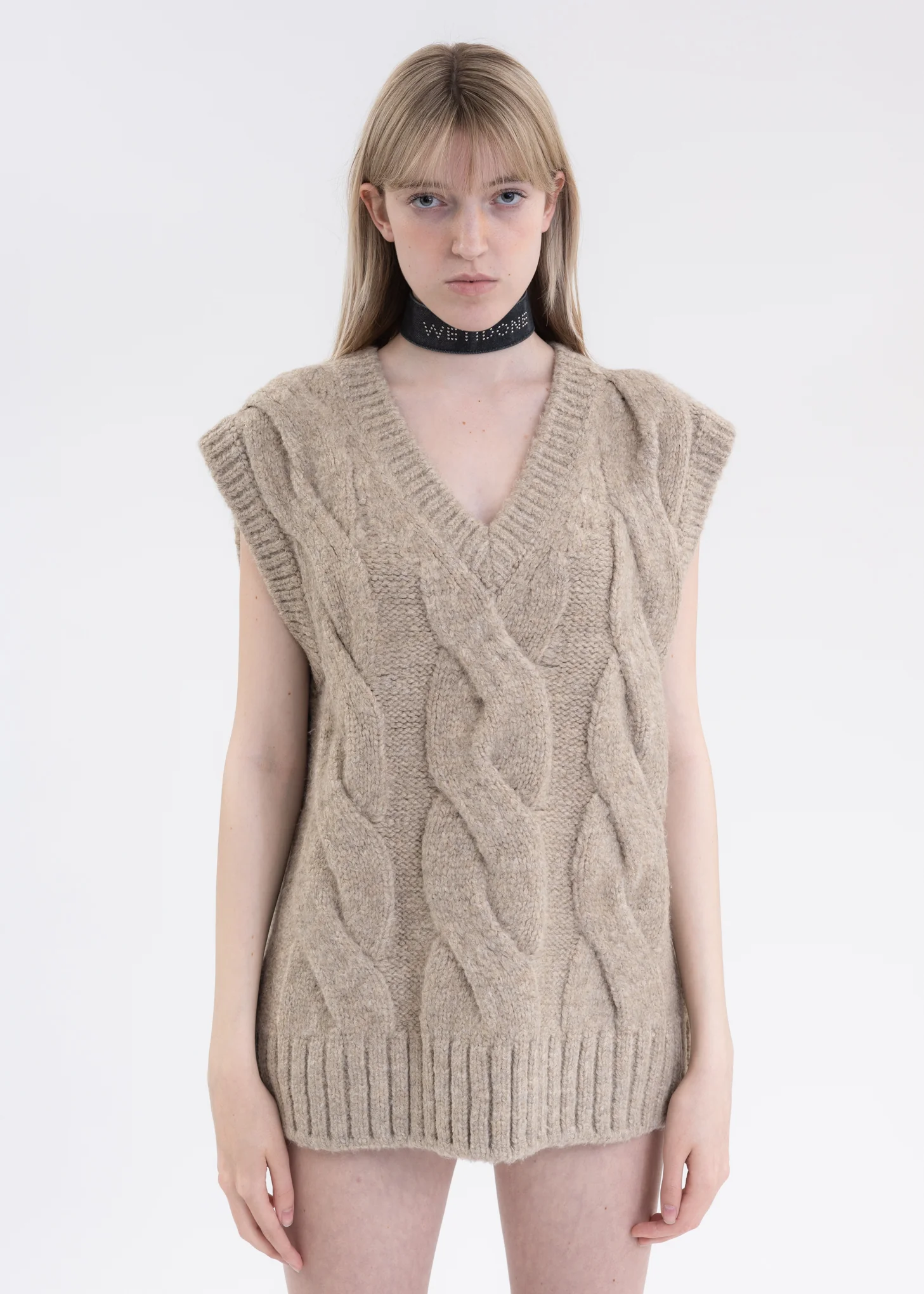 BEIGE CABLE KNIT VEST