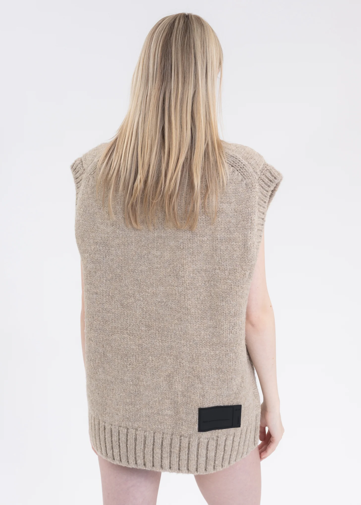BEIGE CABLE KNIT VEST - Image 2