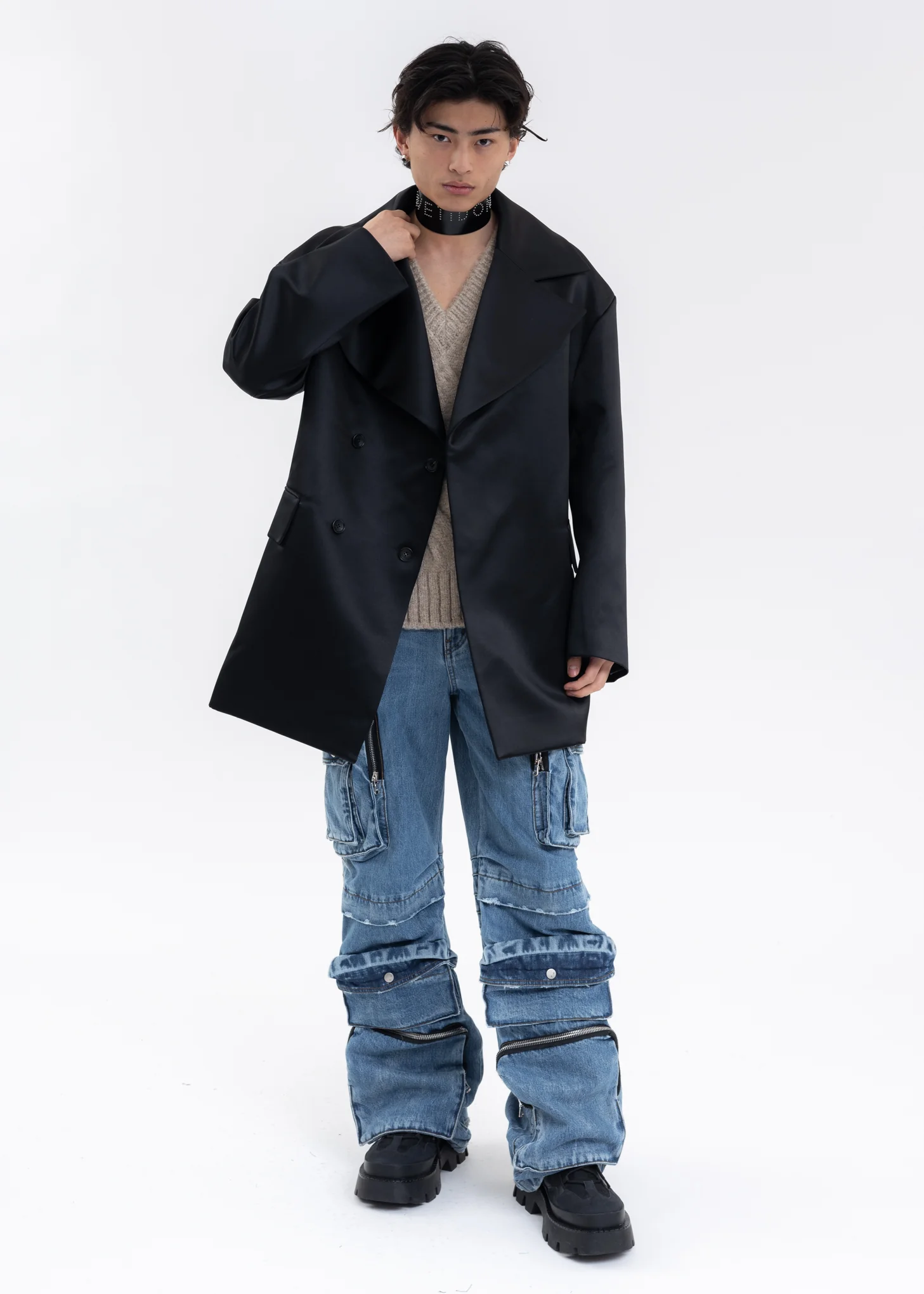 BEIGE CABLE KNIT VEST - Image 6