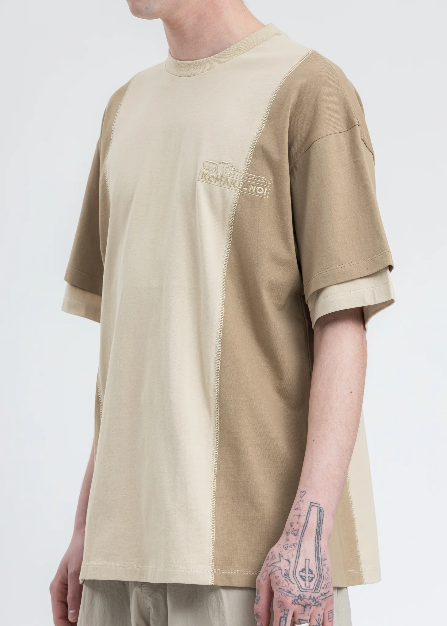 Beige Twist Drill Sliced T-shirt - Image 5