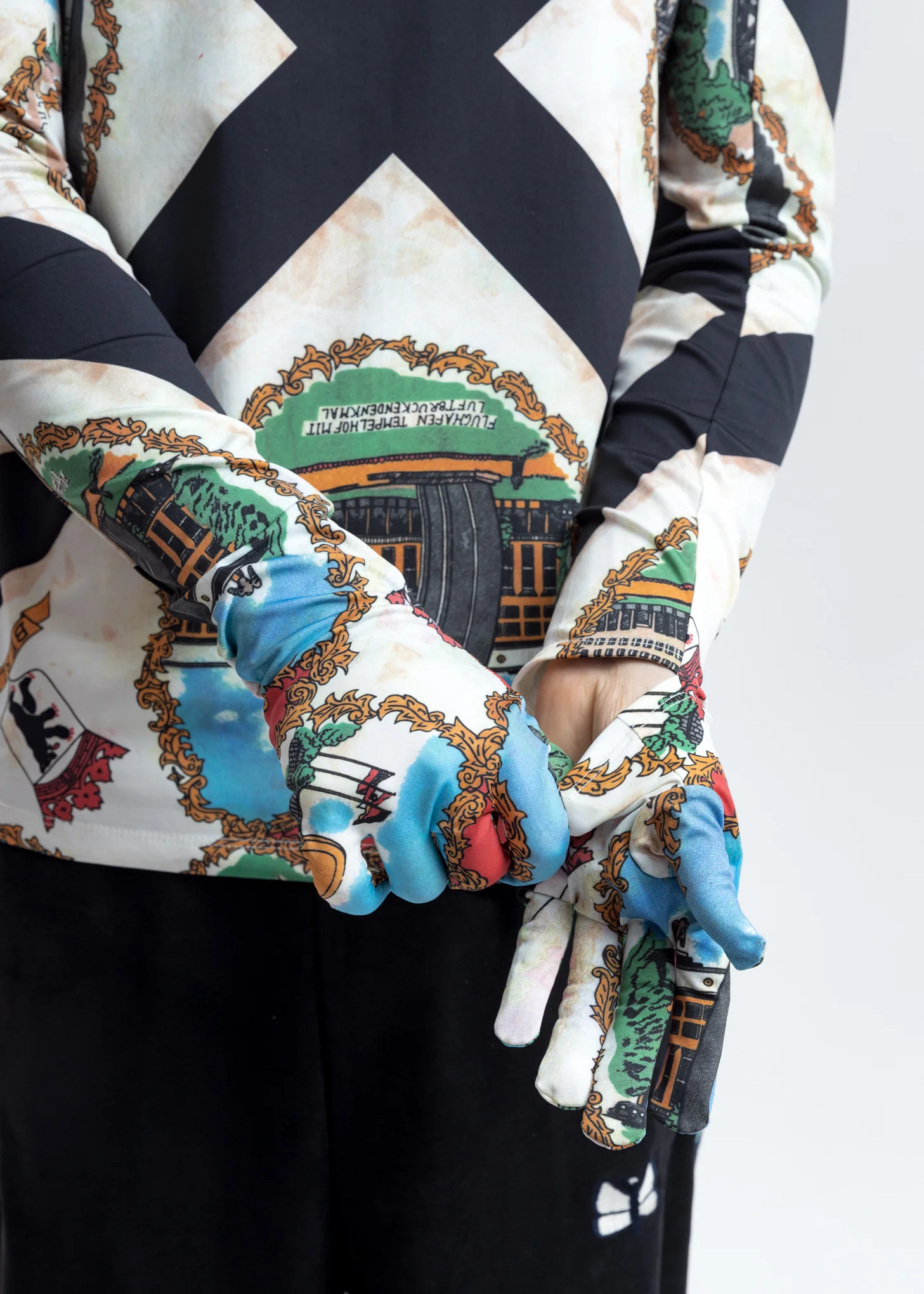 Berlin Scarf Printed Long Sleeve Shirt - Image 2