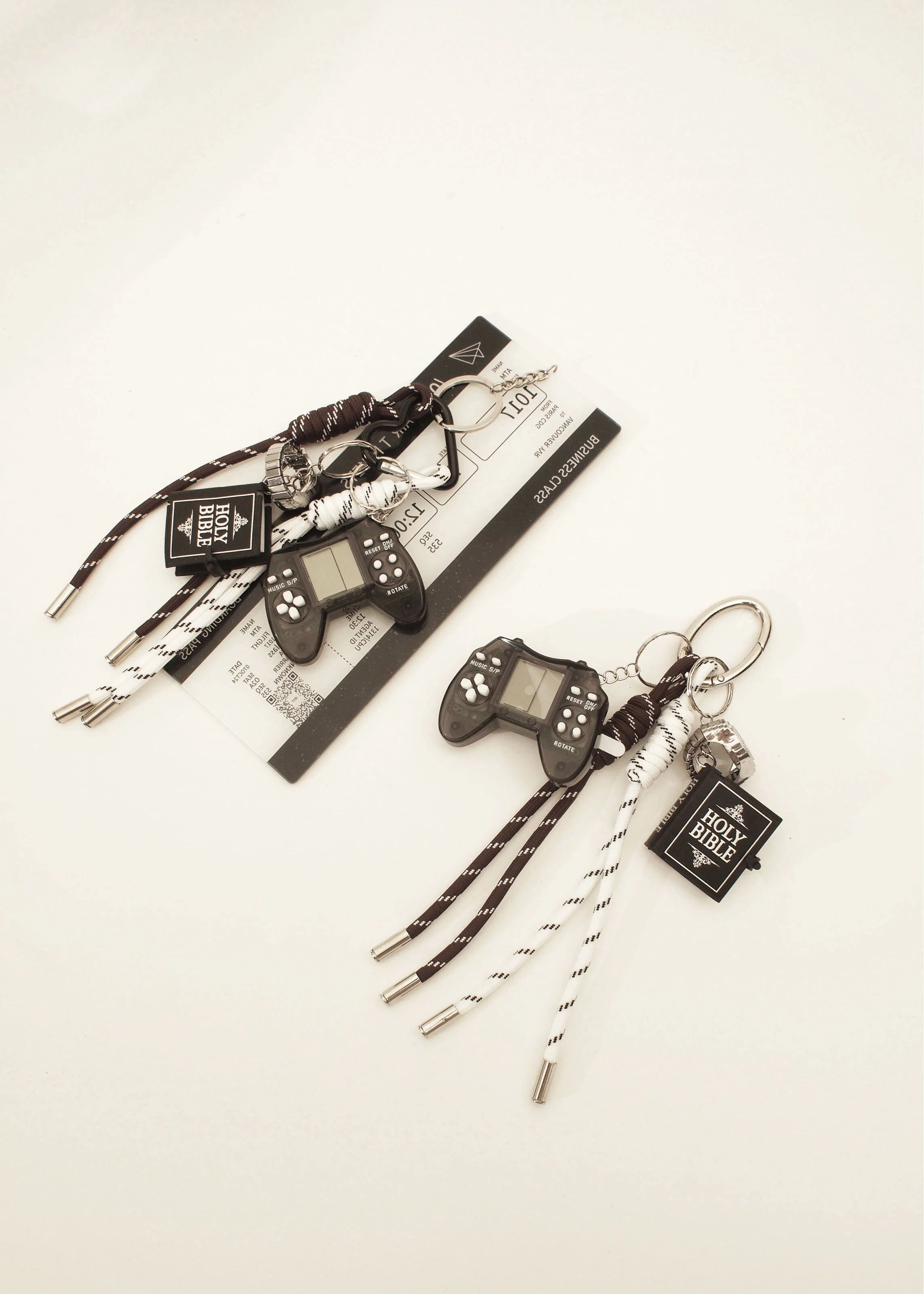 Black 017 Boarding Pass Keyring With Gameboy And Bible - Image 6