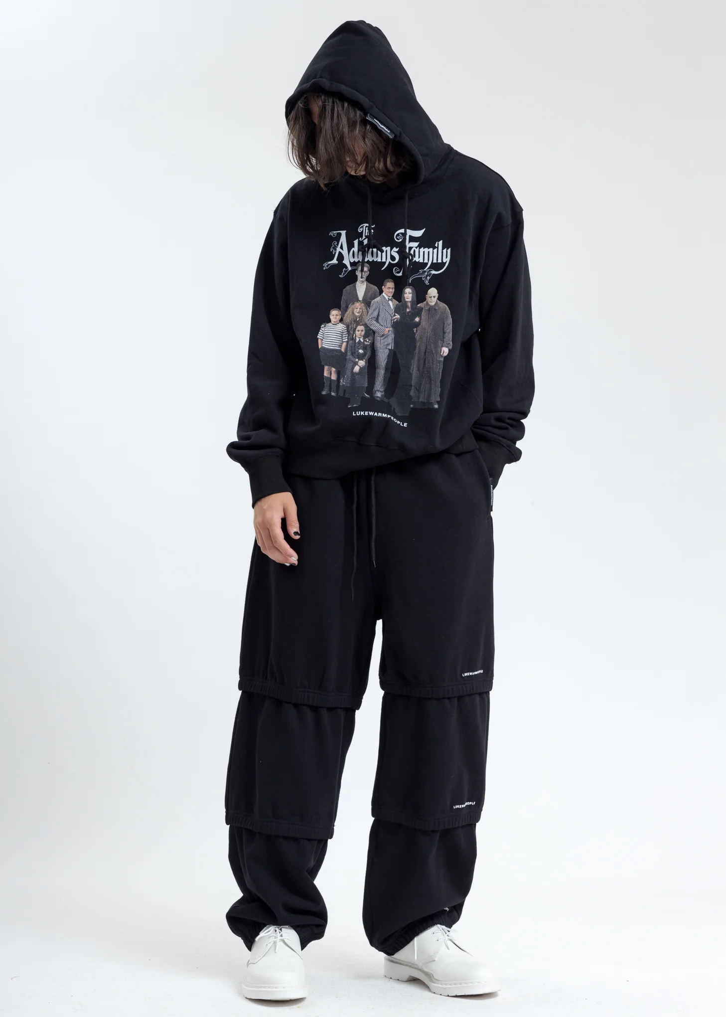 Black Addamâ€™s Family Photo Print Hoodie - Image 6