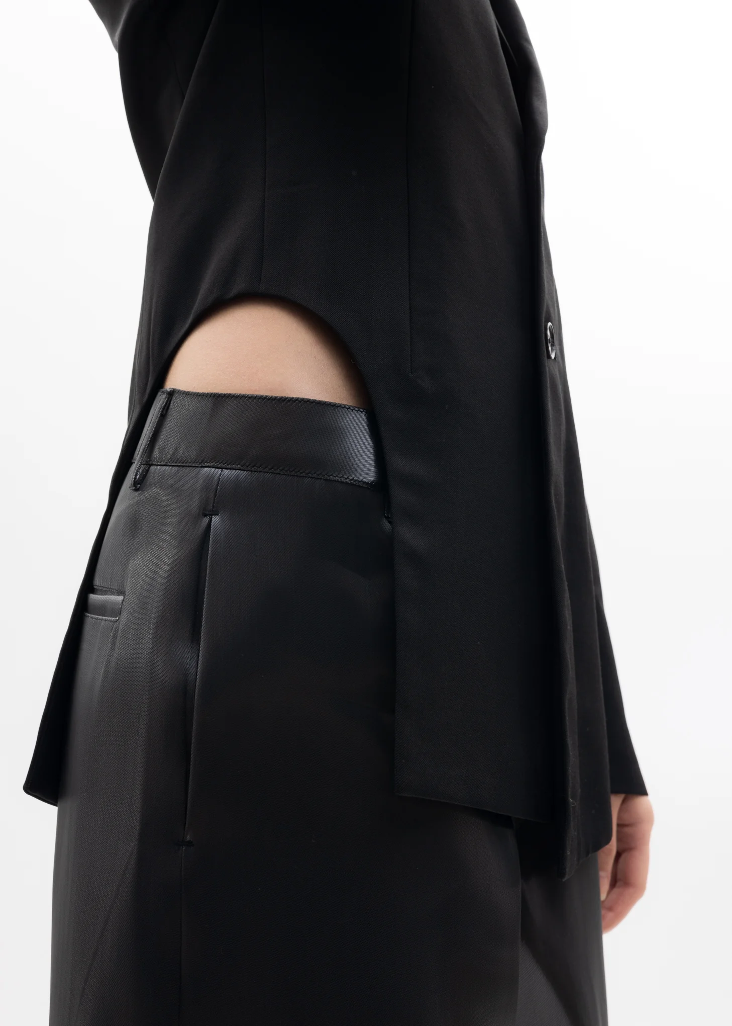Black ADIAMORPHIC TAILORED Blazer - Image 9