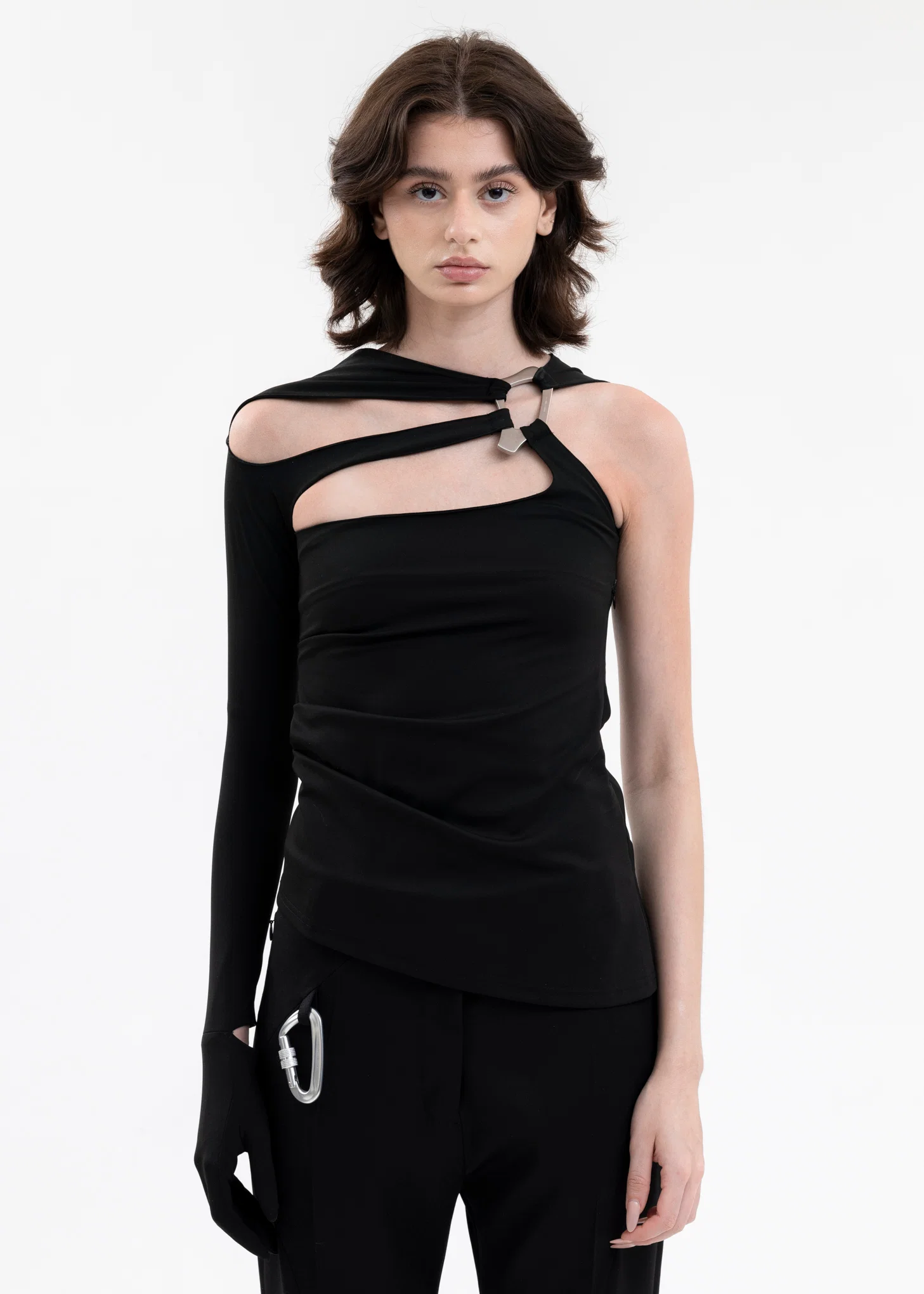 BLACK AERATE TOP