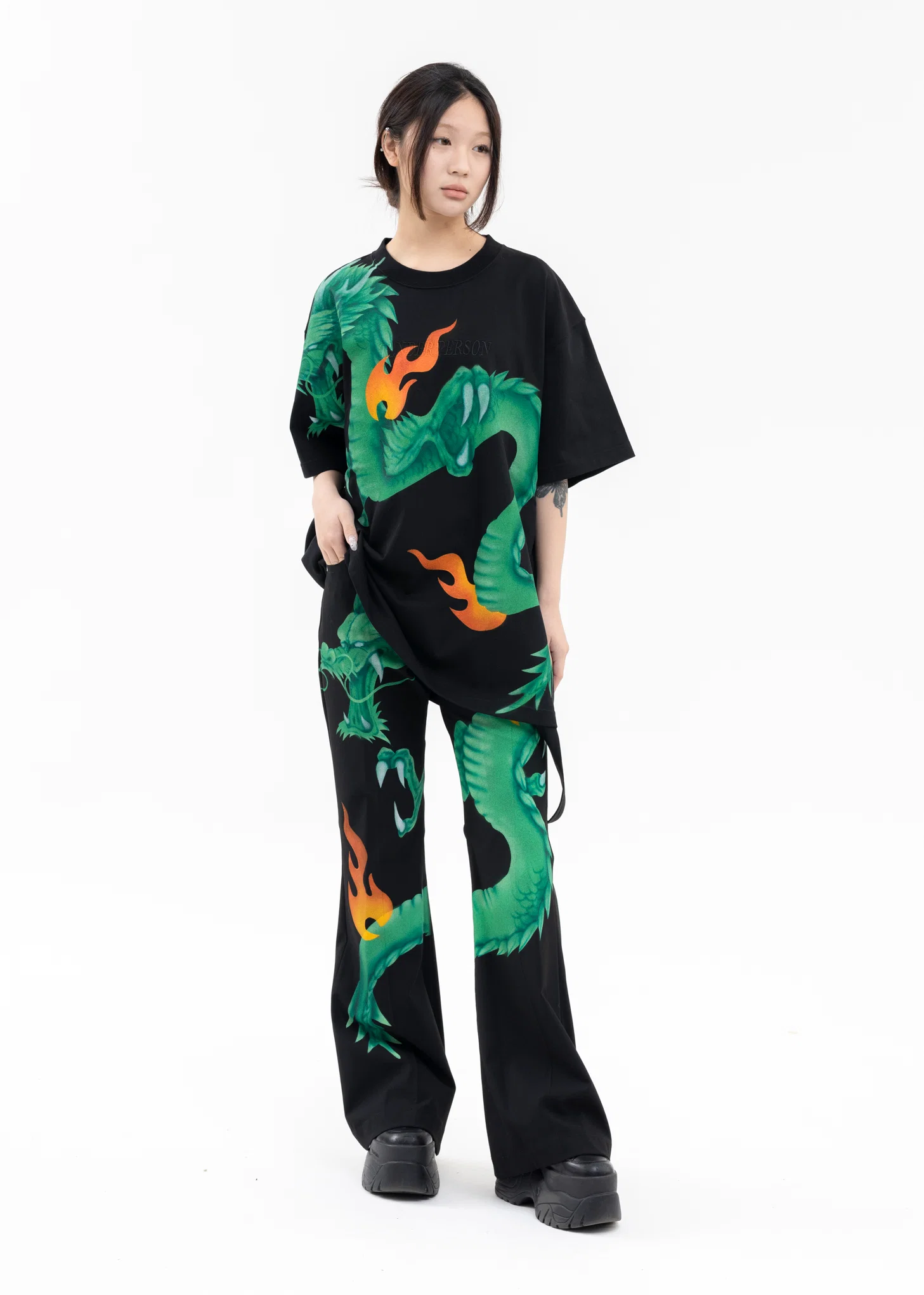 BLACK AIRBRUSH DRAGON FLARE PANTS - Image 6