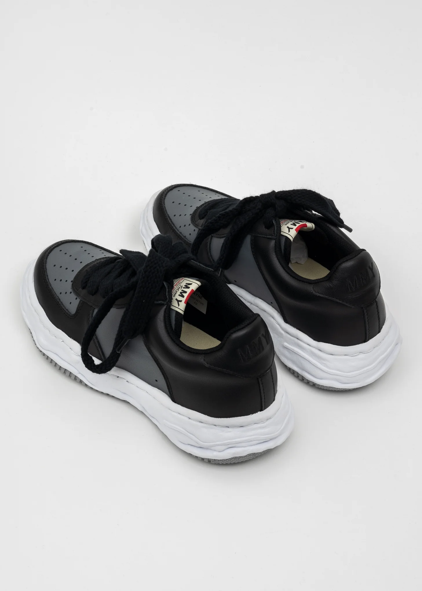 Black/Grey OG Sole Leather Low-Top Sneaker (WAYNE LOW) - Image 3