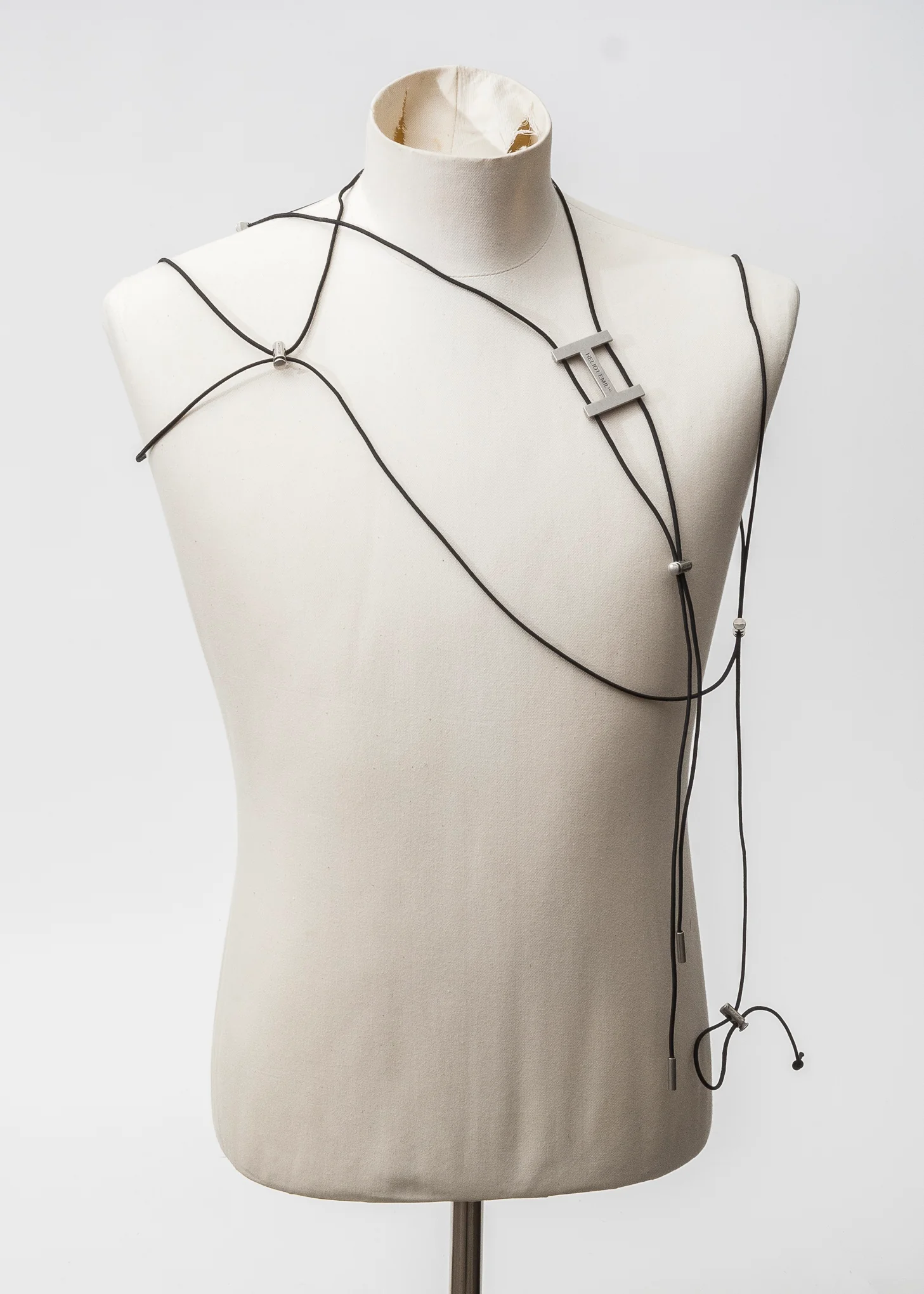 Black And Silver H Lace Chain - Image 2