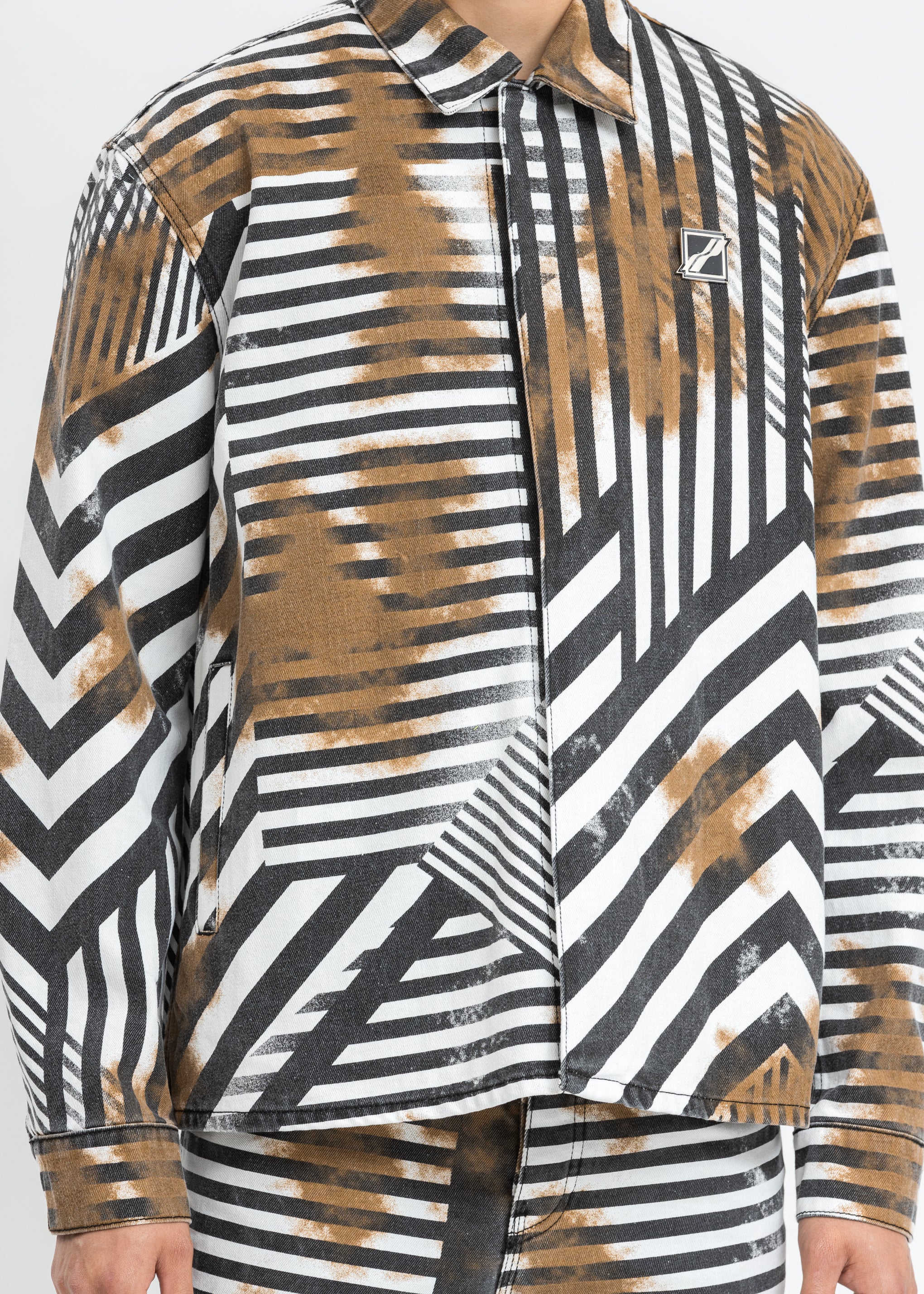 Black And White Geometric Shirt Jacket - Image 4