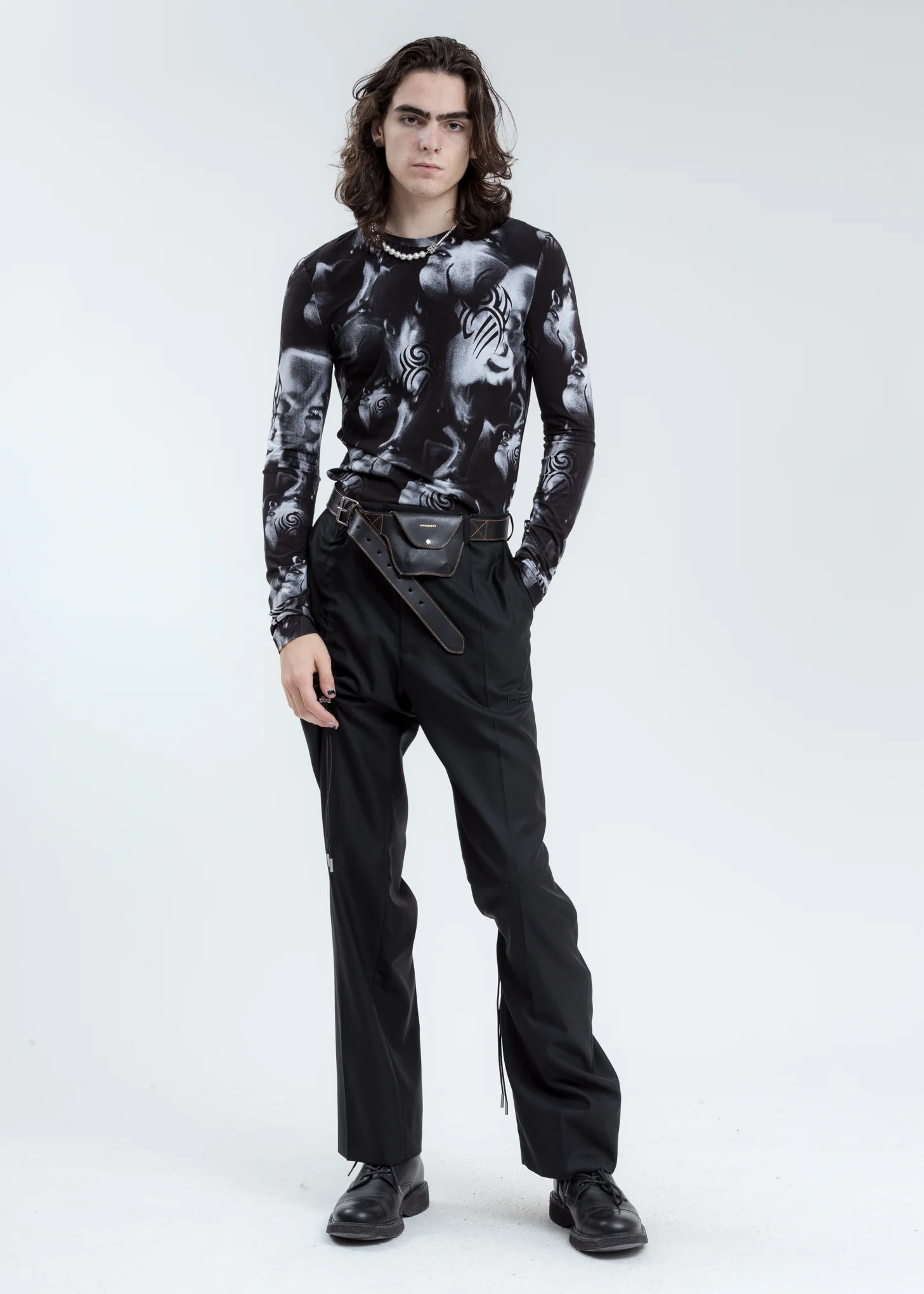 Black and White Manga Slim Long Sleeve - Image 5