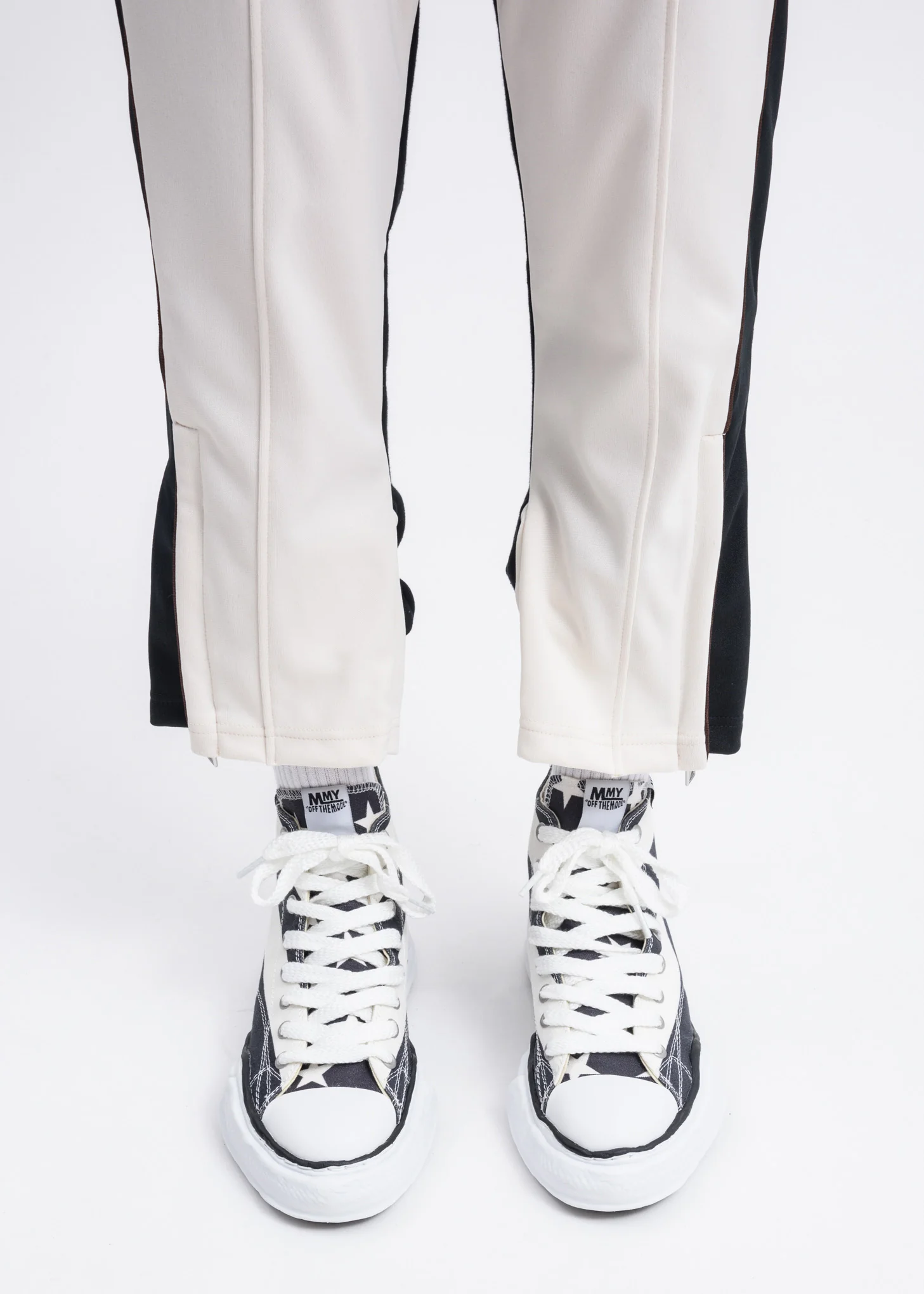 Black and White Stars and Stripes High Top Original Sole Sneaker - Image 5