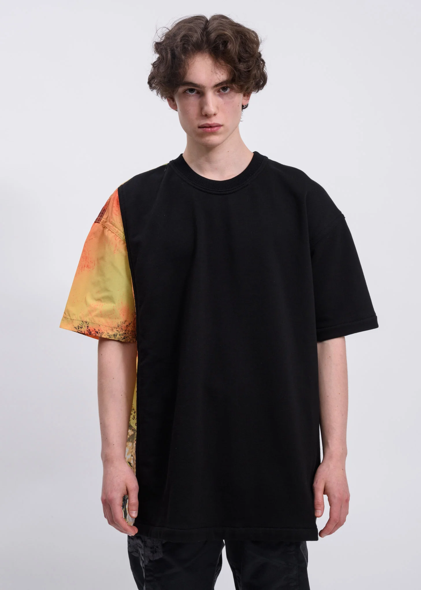 Black And Yellow Guohua Sleeve T-Shirt
