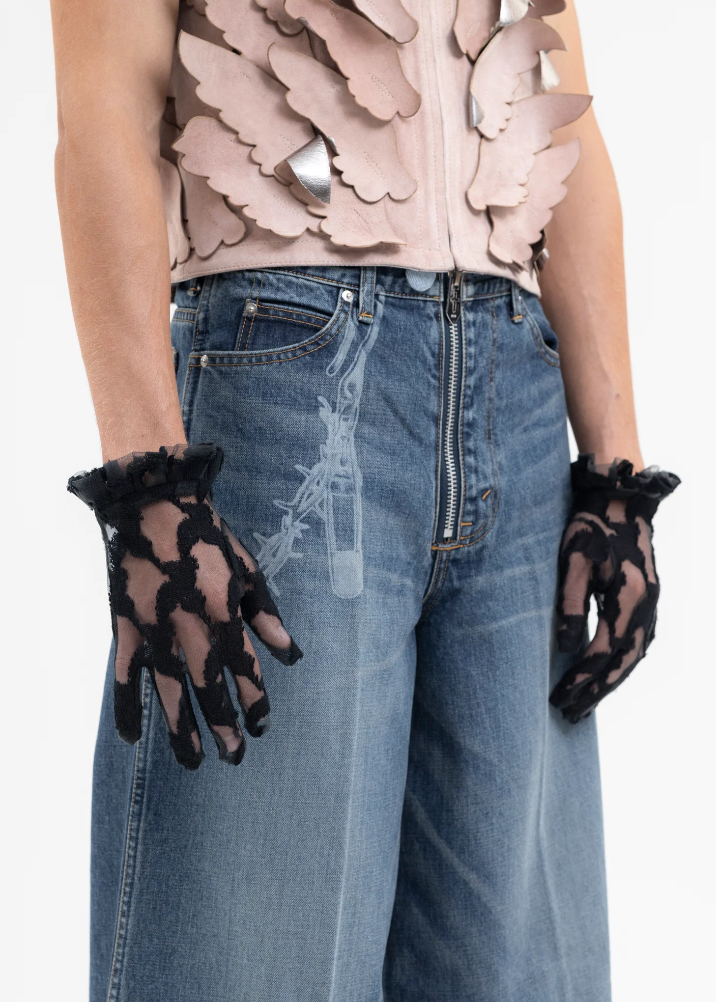 BLACK ANGEL LACE GLOVES