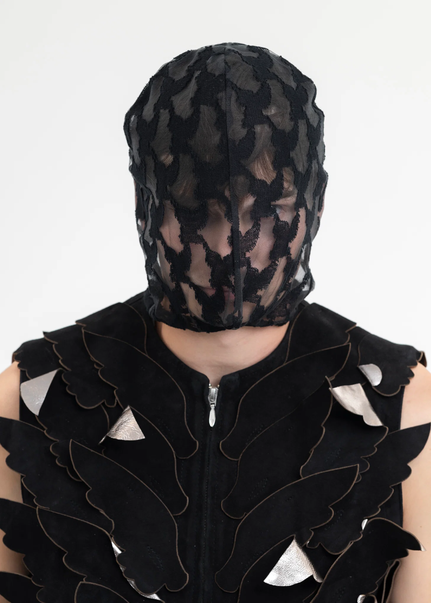 BLACK ANGEL LACE MASK
