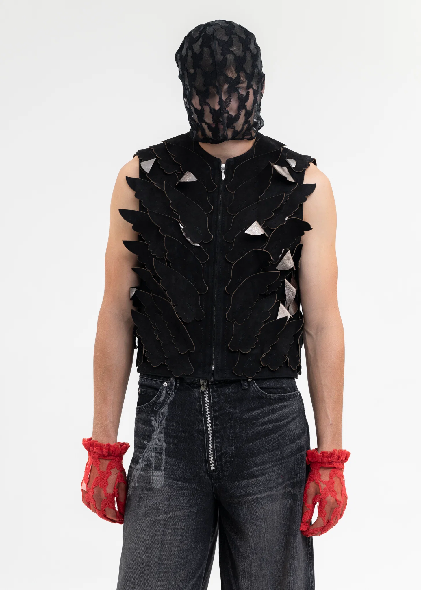 BLACK ANGEL LACE MASK - Image 4