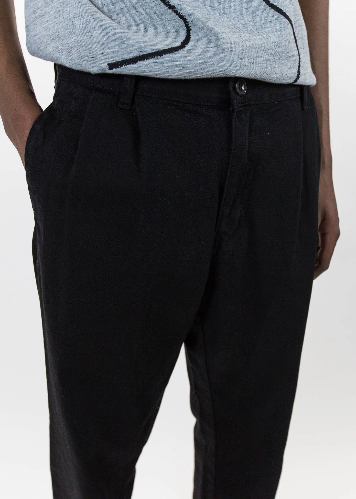 Black Archives Jeans - Image 5