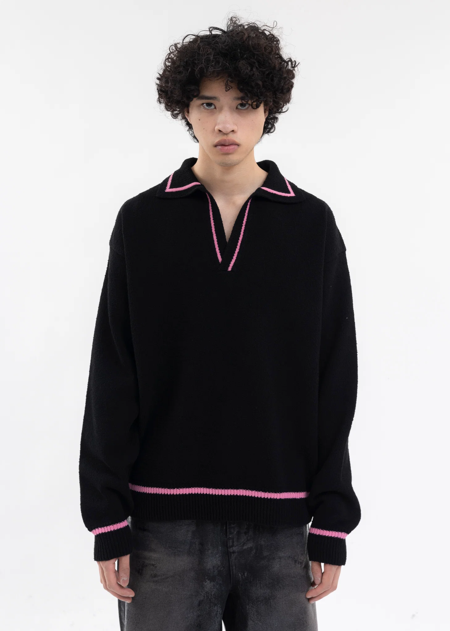 BLACK BACK LOGO MARINE KNIT SWEATER