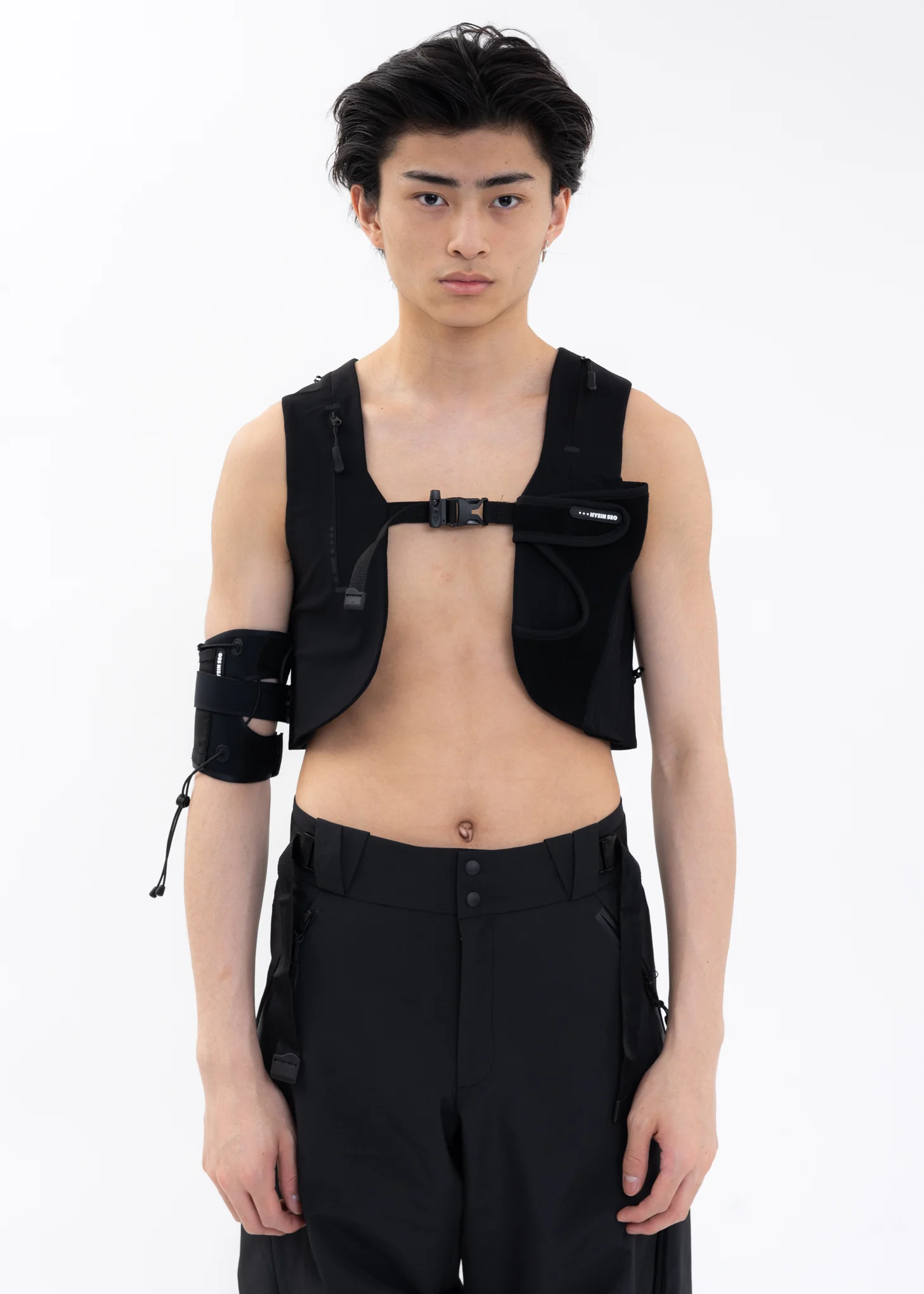 Black BAG VEST - Image 2