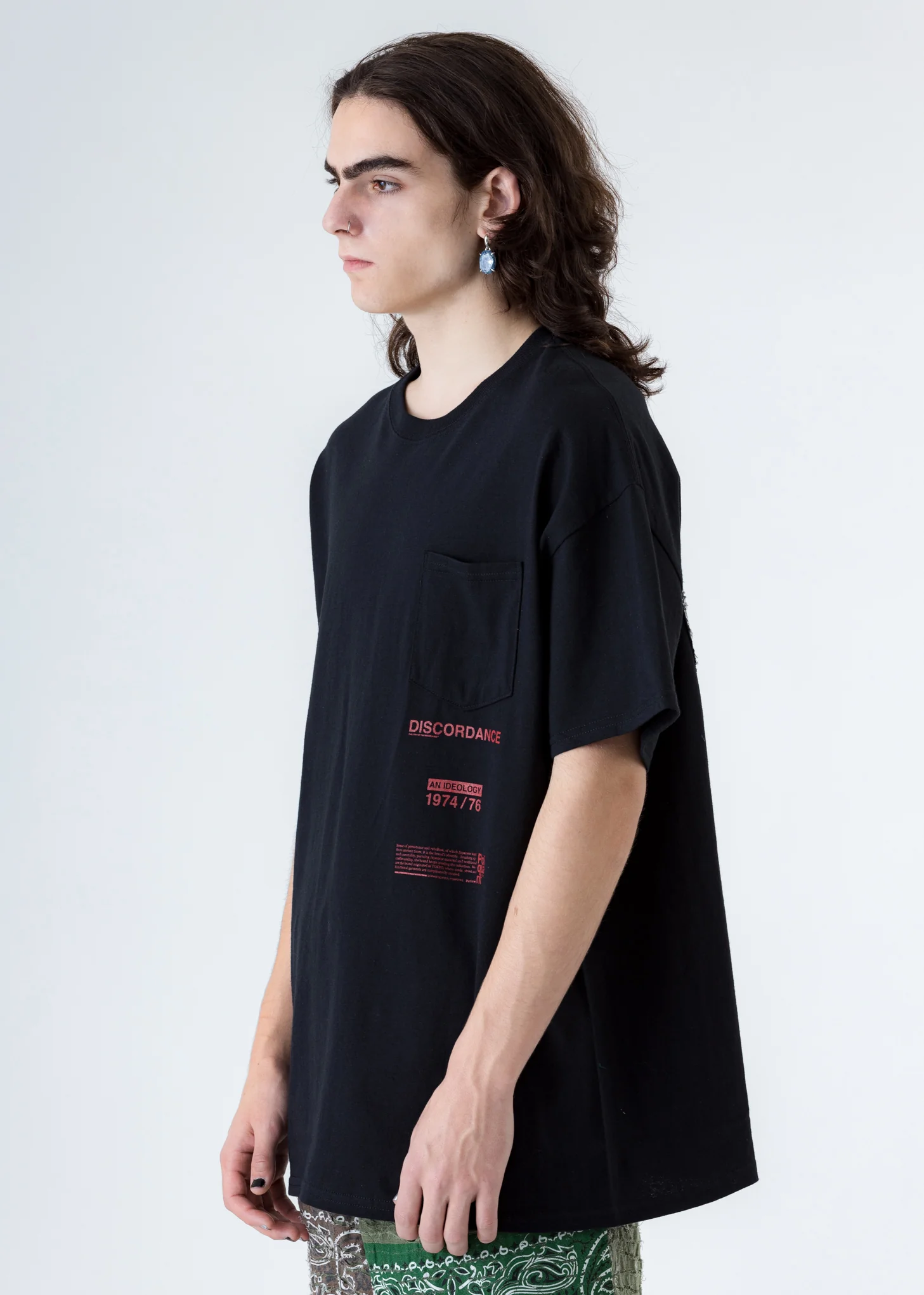 Black Bandana P Patch Print T-Shirt (Red P) - Image 3