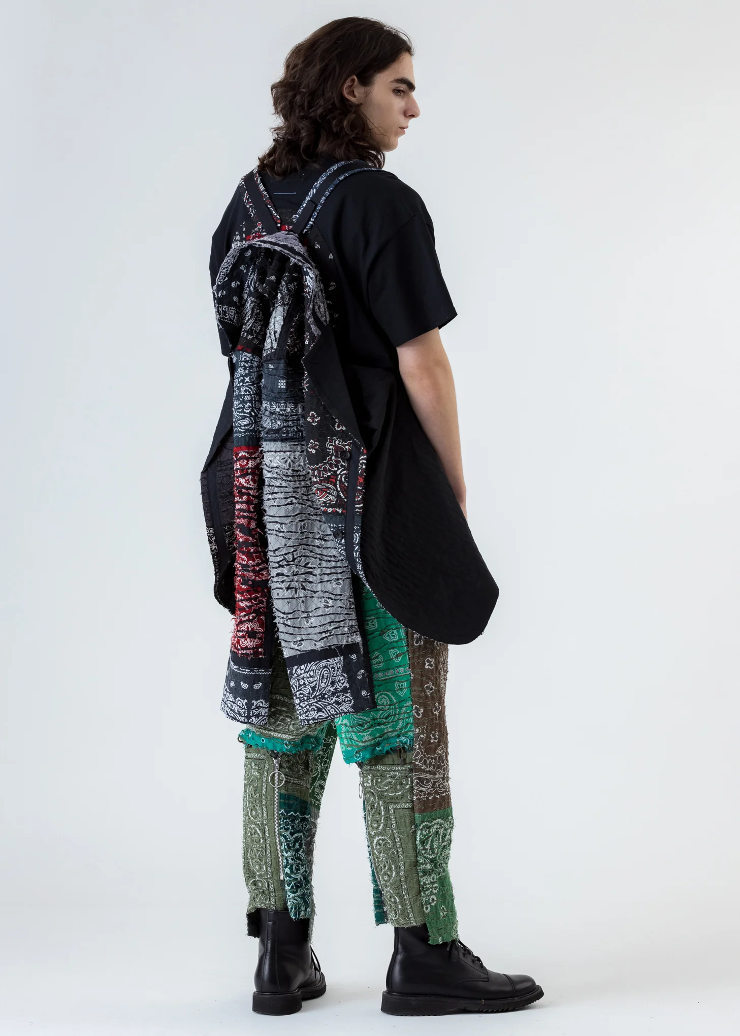 Black Bandana P Patch Print T-Shirt (Red P) - Image 6