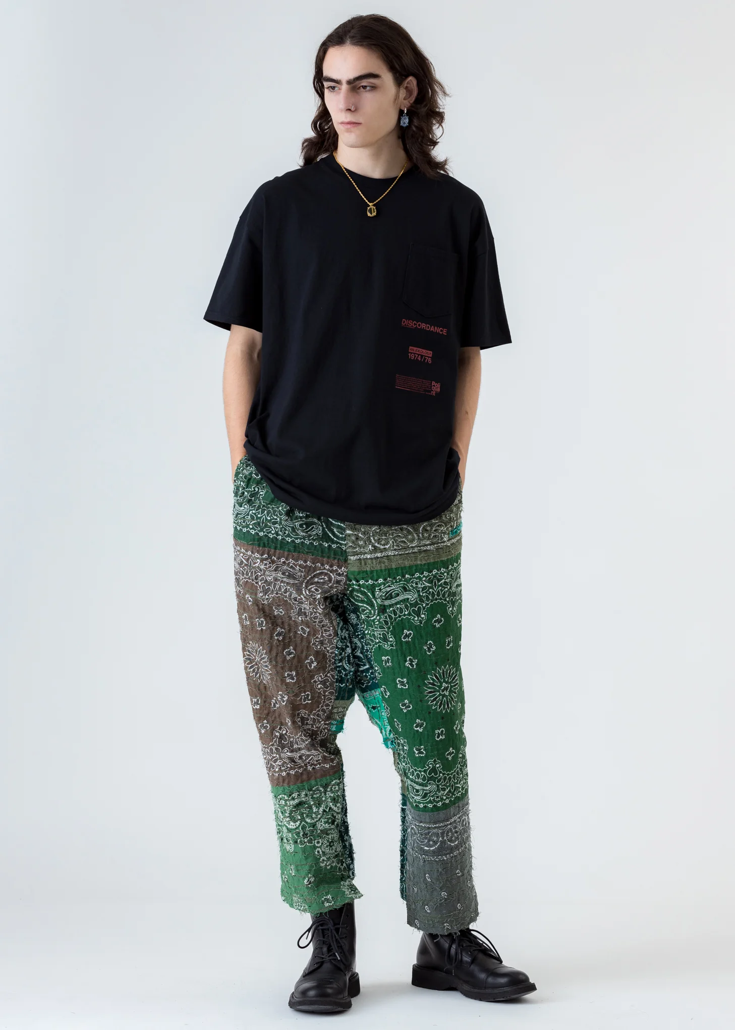 Black Bandana P Patch Print T-Shirt (Red P) - Image 7
