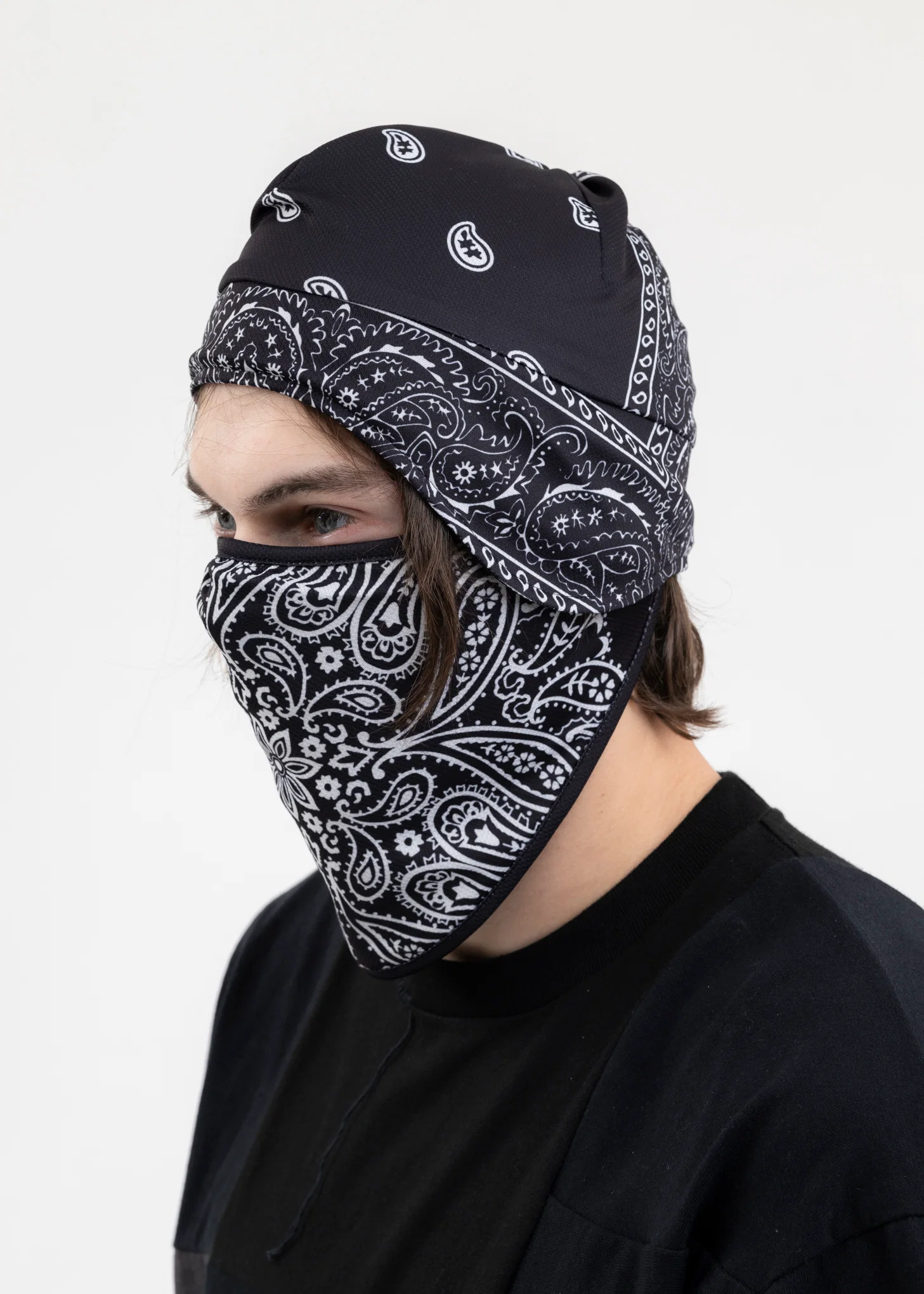 BLACK BANDANA PRINTED HAT WITH MASK 1 - Image 2