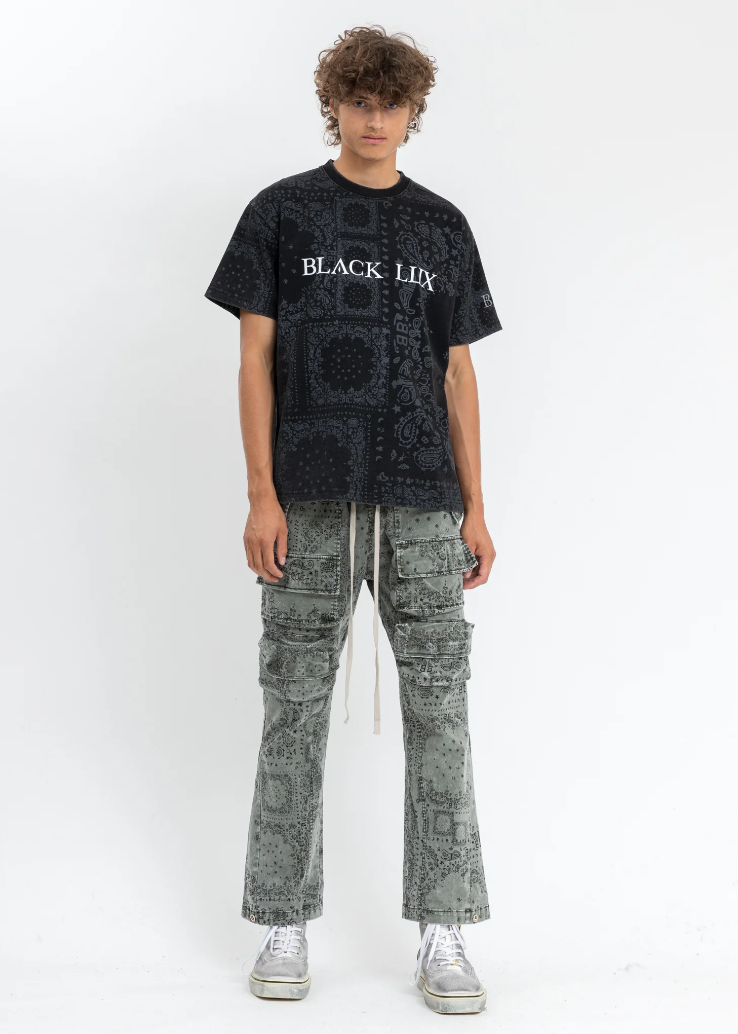 Black Bandana Printed T-Shirt - Image 5