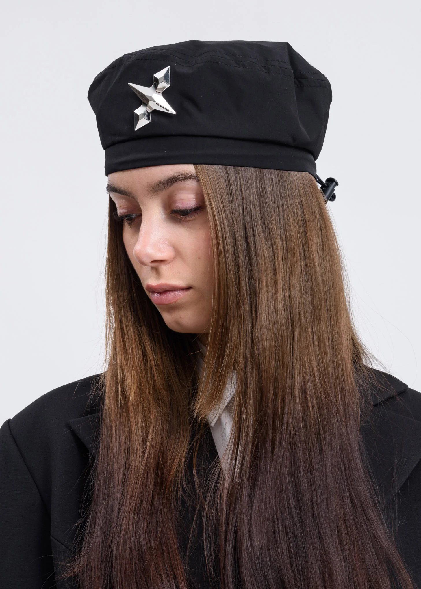 Black Beret w/ Pin Badge