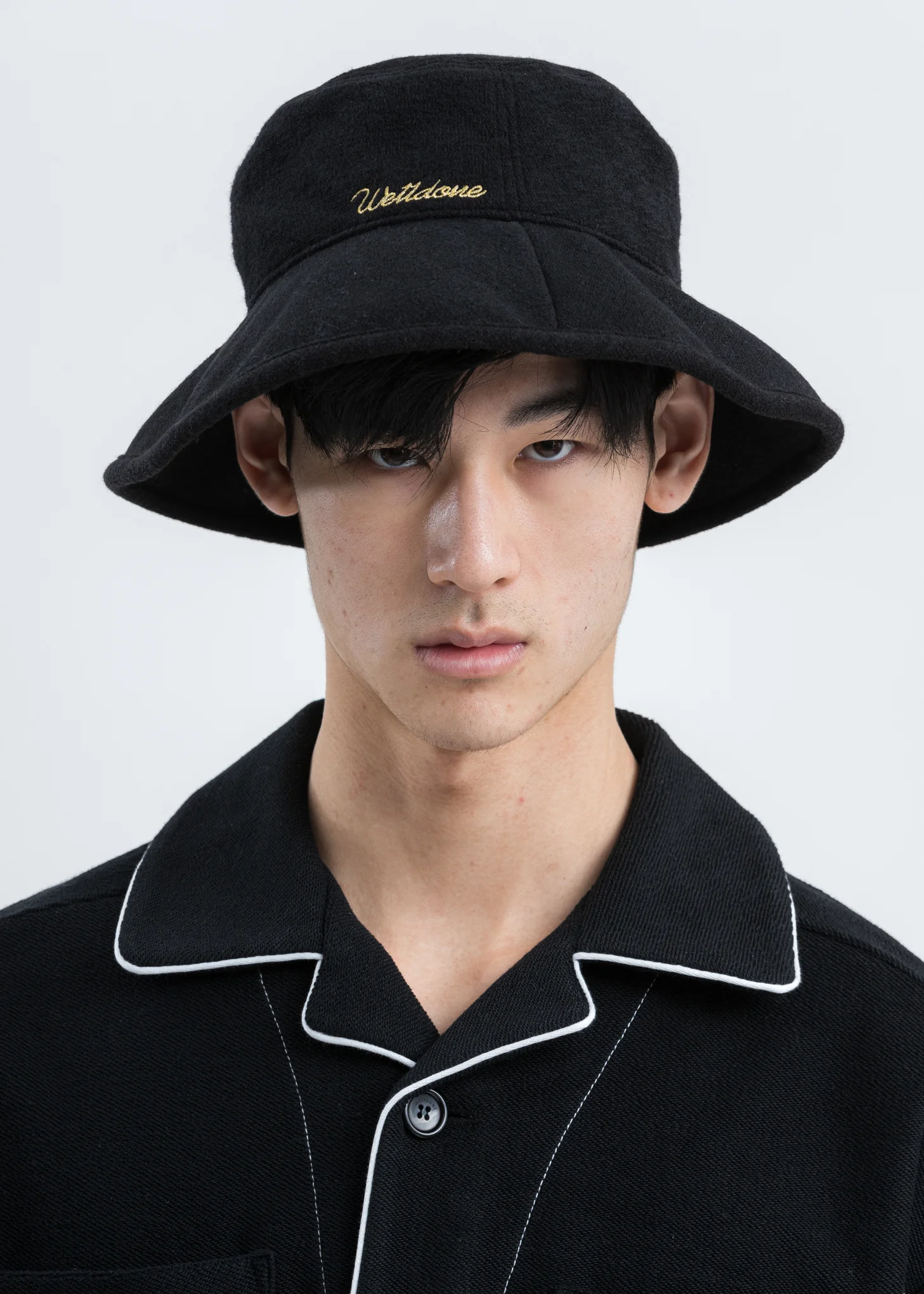 Black Big Brim Bucket Hat