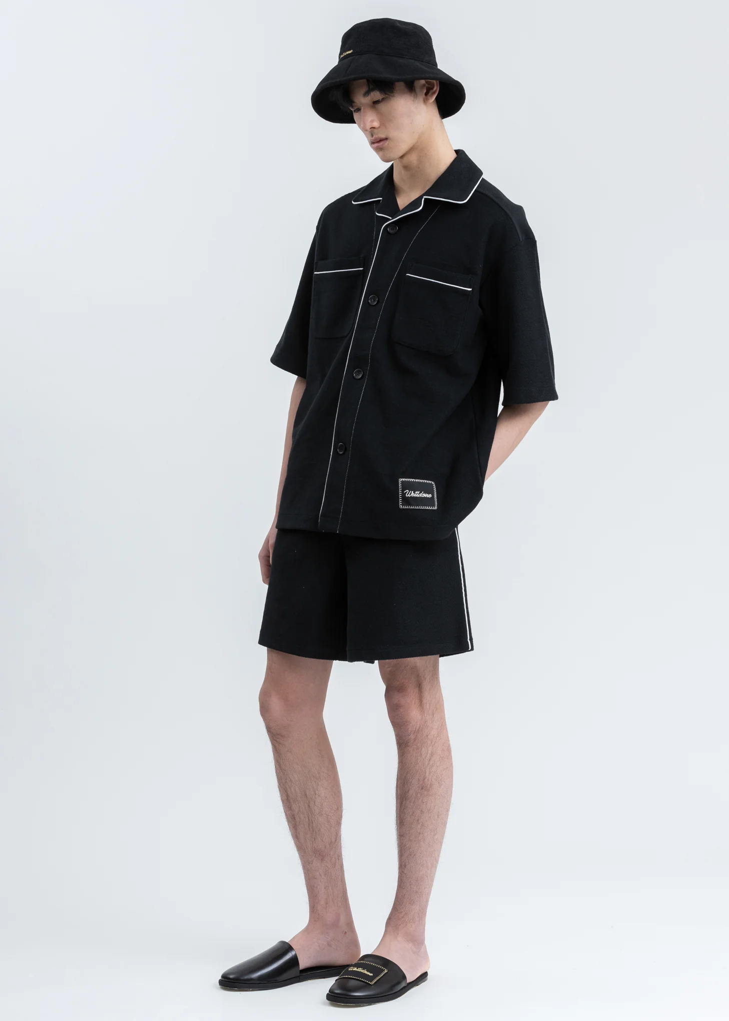 Black Big Brim Bucket Hat - Image 4