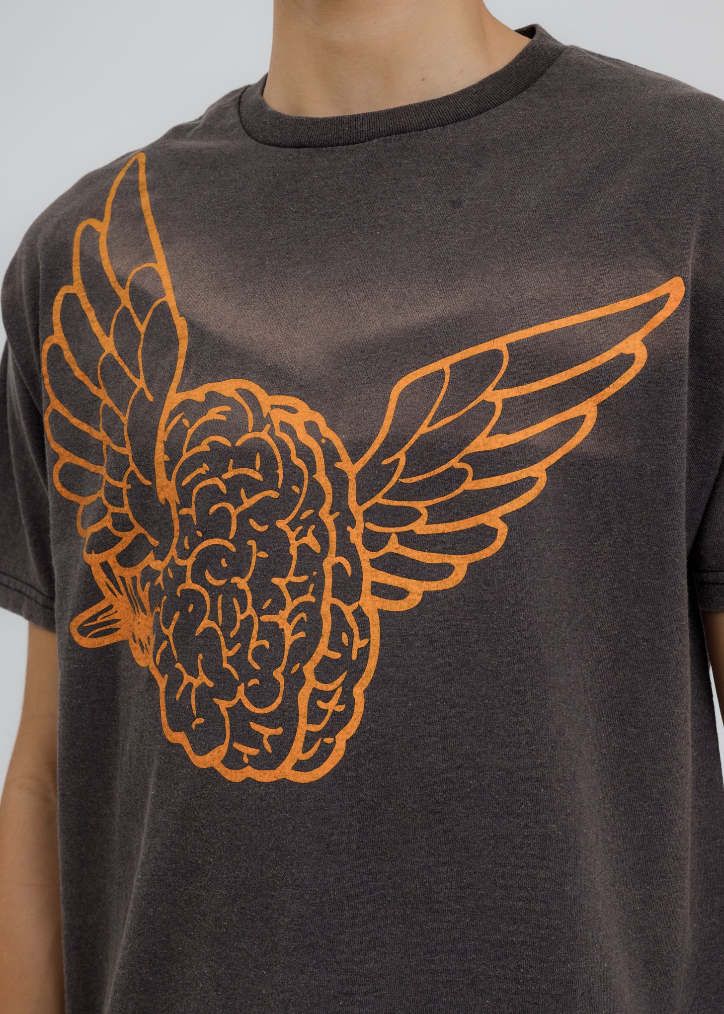 Black BIG FLYING BRAIN T-Shirt - Image 5