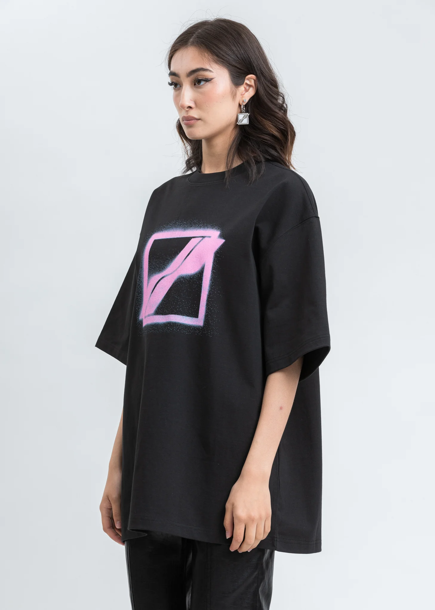 Black Big Logo Printing T-Shirt - Image 3