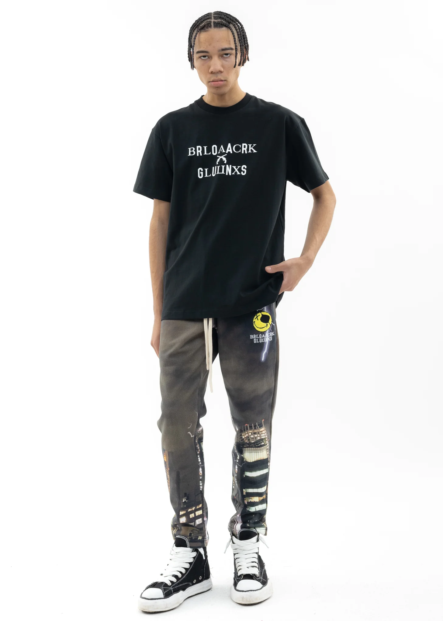 Black Black Lux X roarguns LOVE&PEACE T-Shirt - Image 6