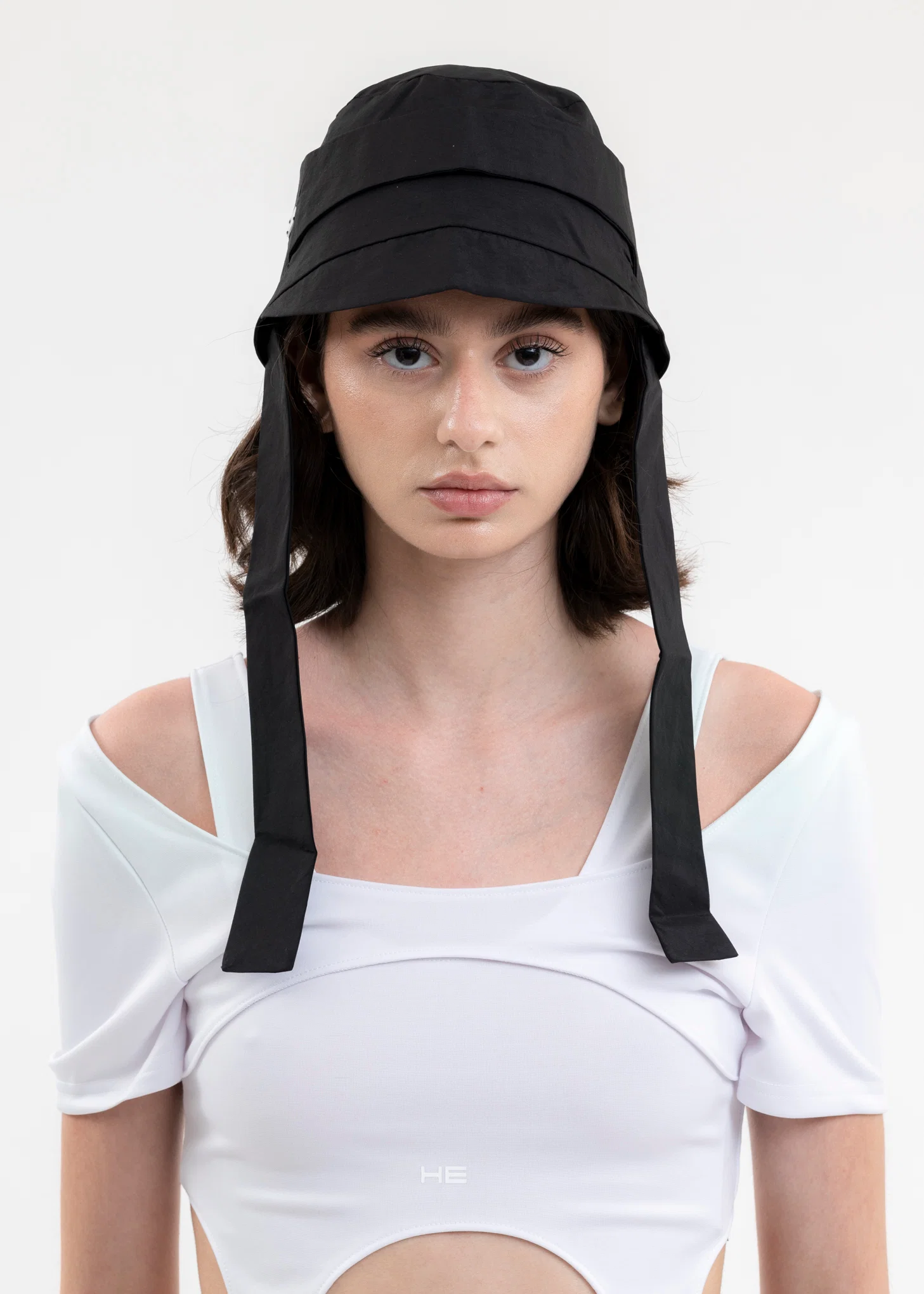 BLACK BLAZE BUCKET HAT