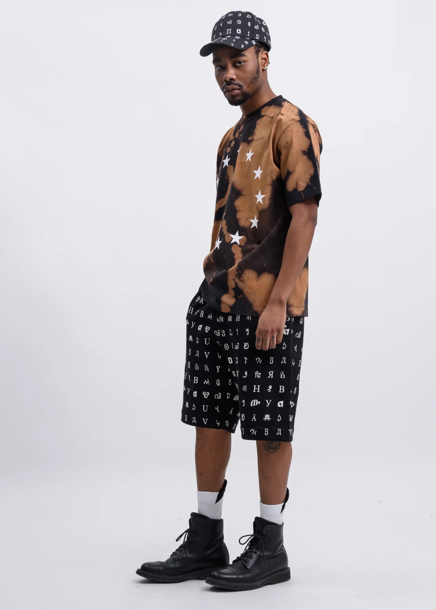 Black Bleached Wonder Europa T-Shirt - Image 4