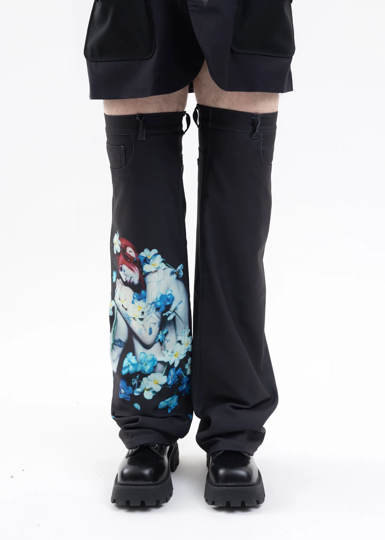BLACK BLUE GIRL KNEE-HIGH