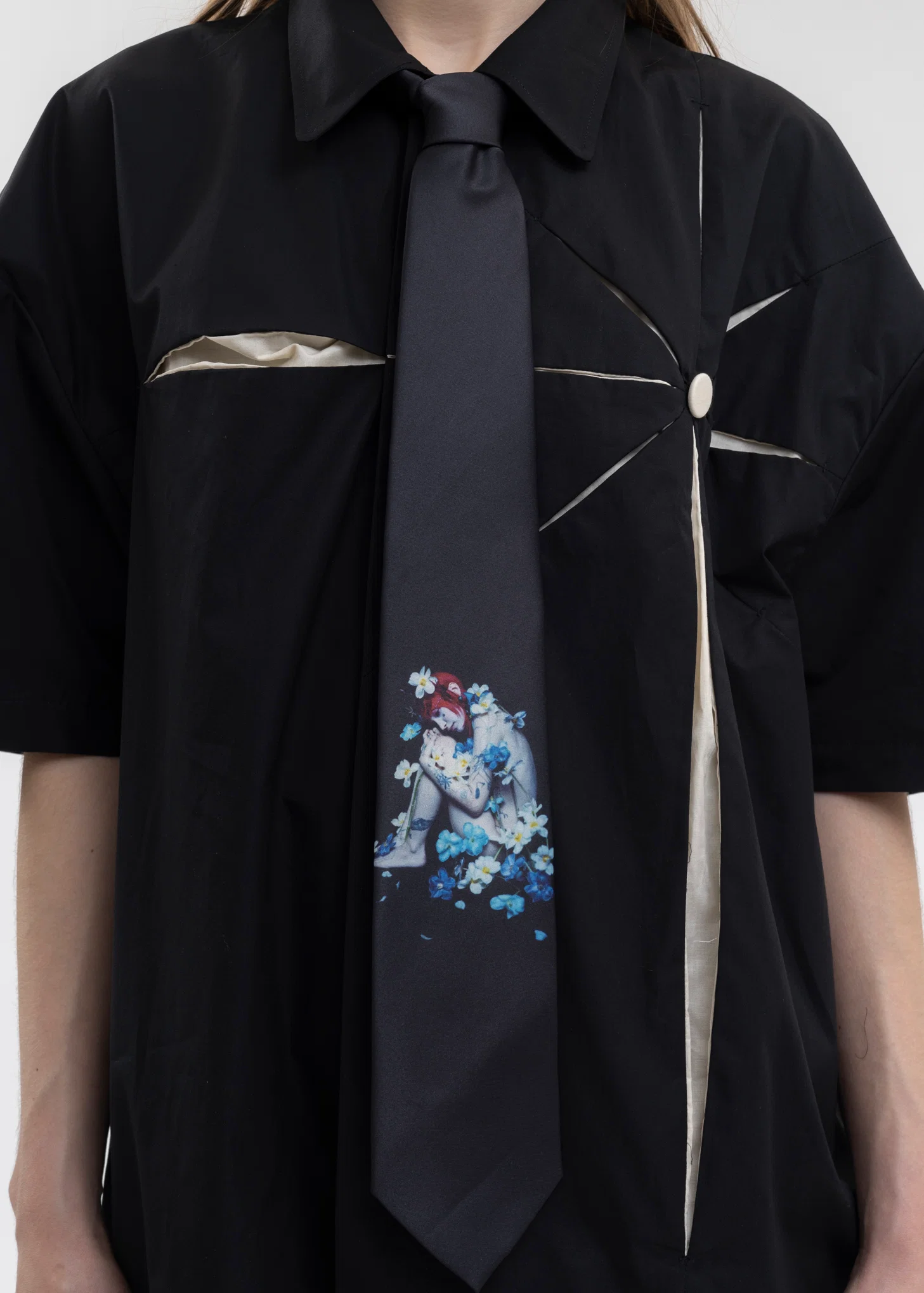 BLACK BLUE GIRL TIE - Image 2