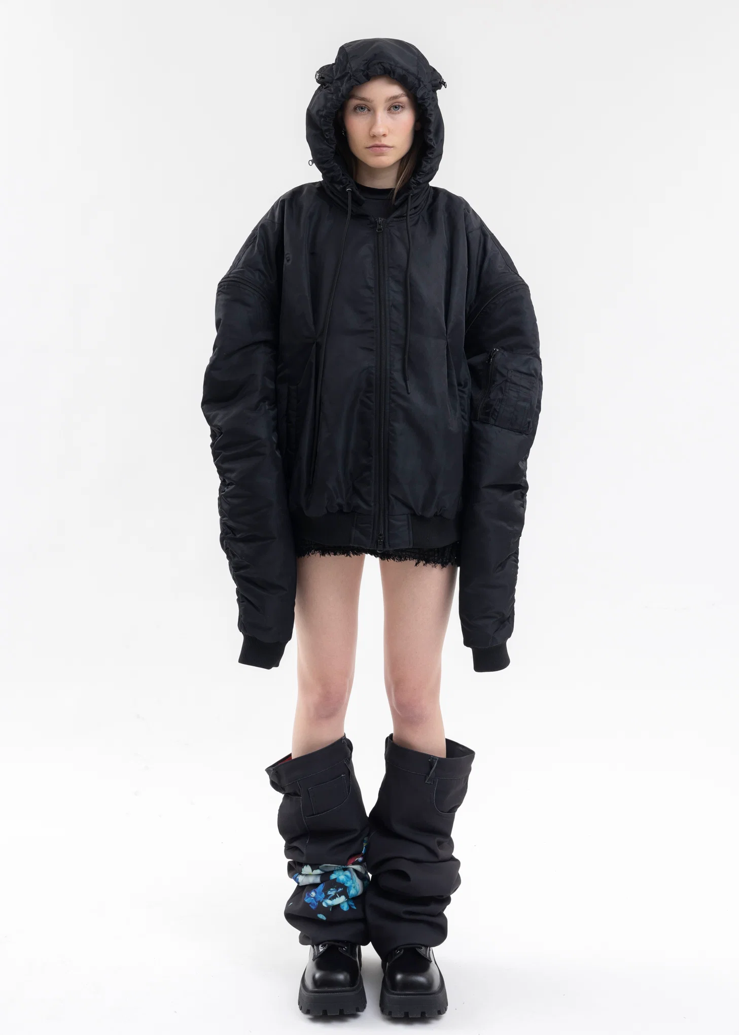 BLACK BOMBER PRINT