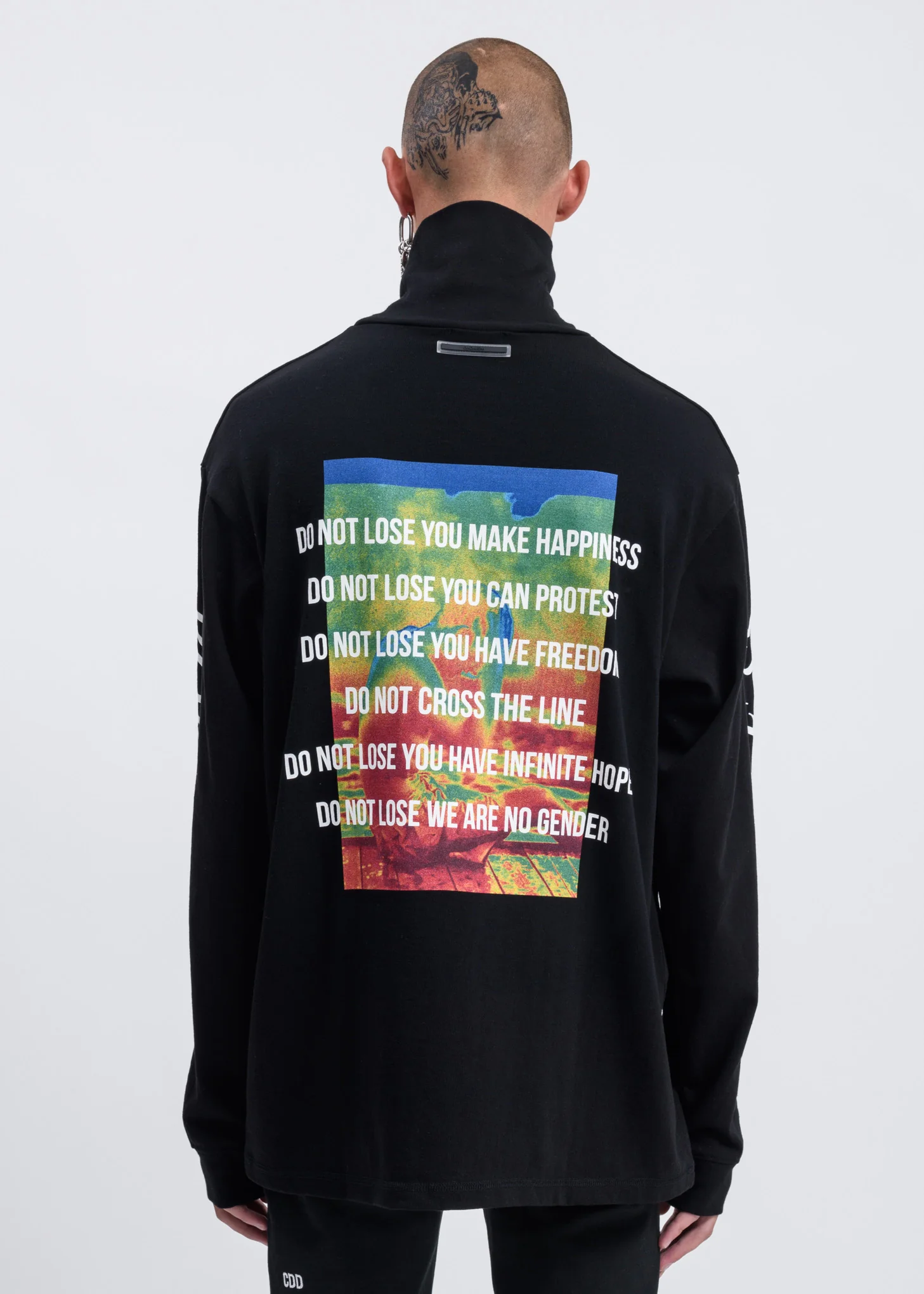 Black BORDERLESS Print Turtleneck Long Sleeve T-shirt - Image 2