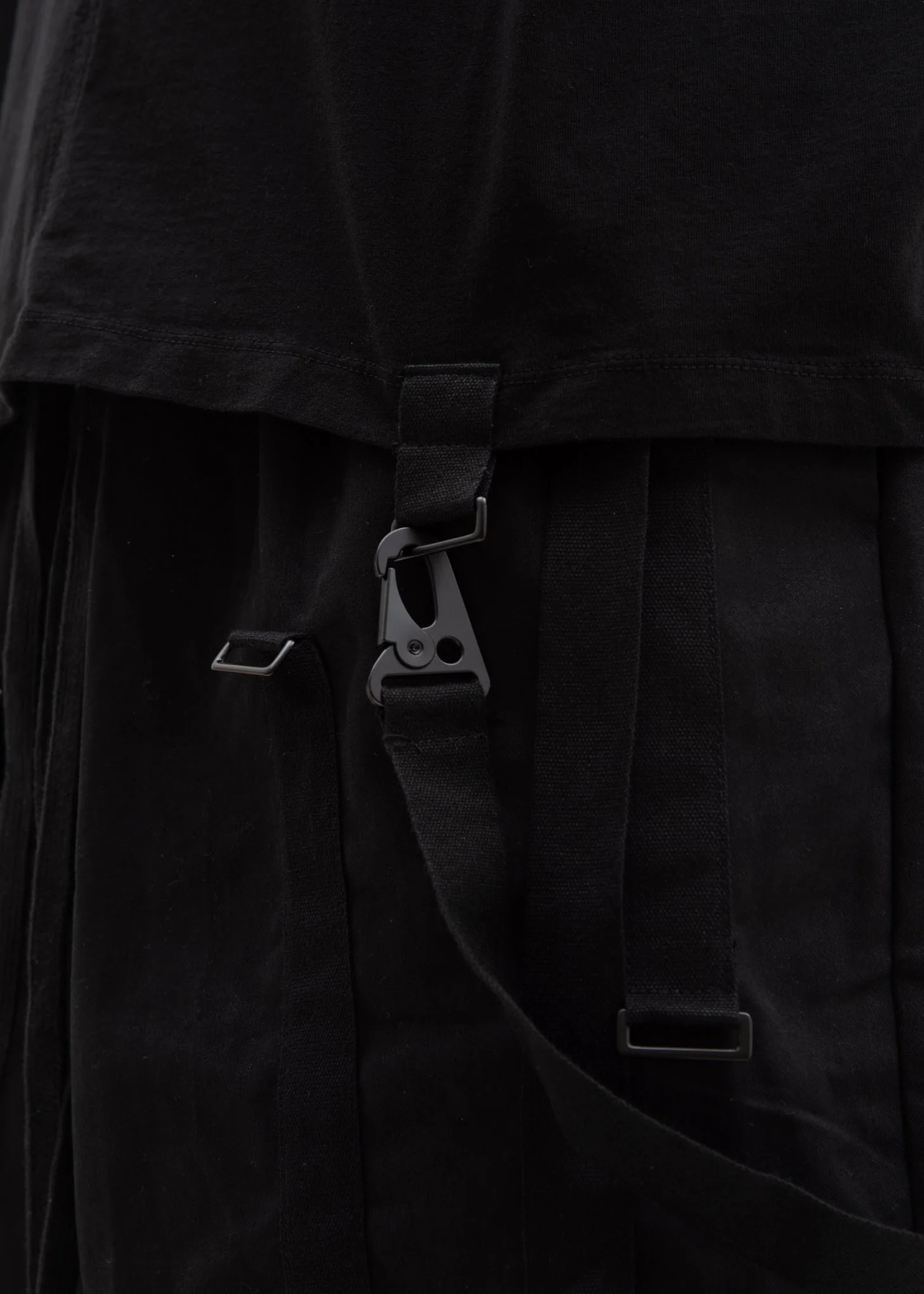 Black Boxy T-Shirt 3M Logo - Image 7